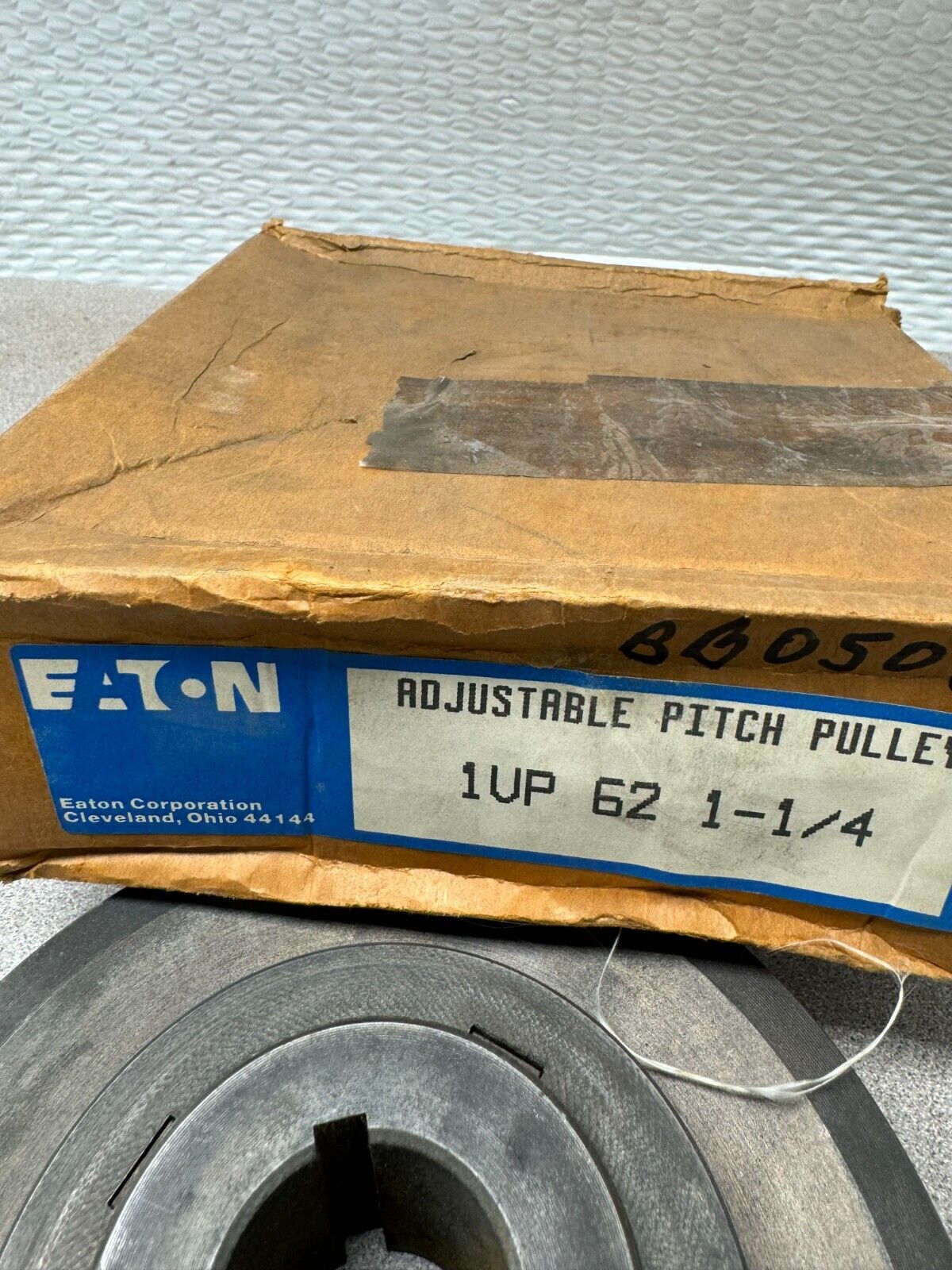 NEW IN BOX EATON ADJUSTABLE PITCH PULLLEY 1VP 62 1-1/4