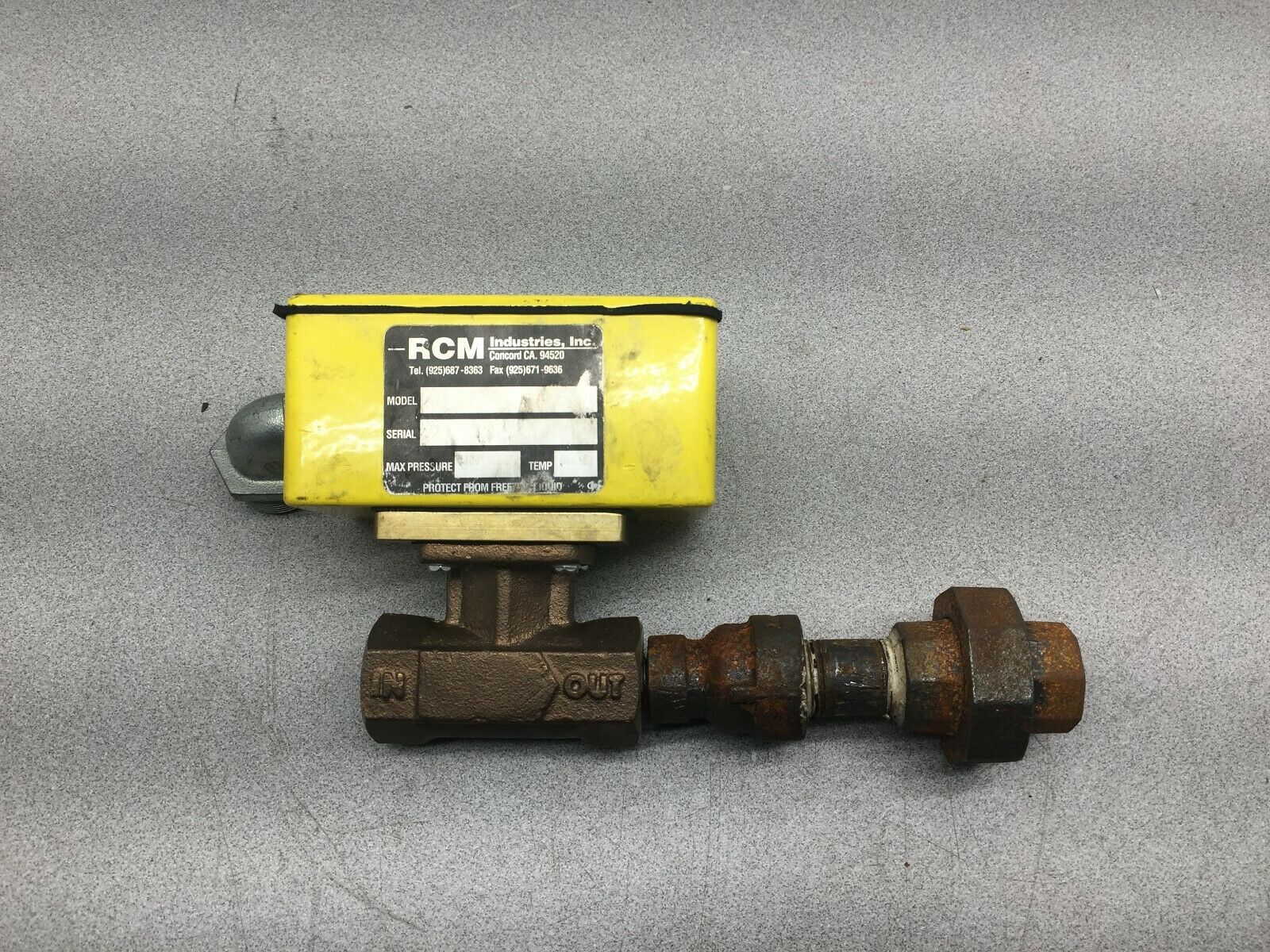 USED RCM INDUSTRIES 400 PSI MAX PRESSURE SWITCH 1/4-11-2--1S2