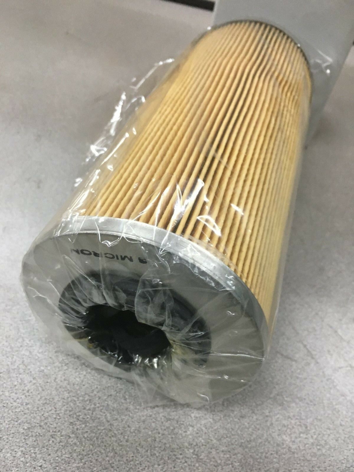 NEW IN BOX VICKERS HYDRAULIC FILTER ELEMENT 737825