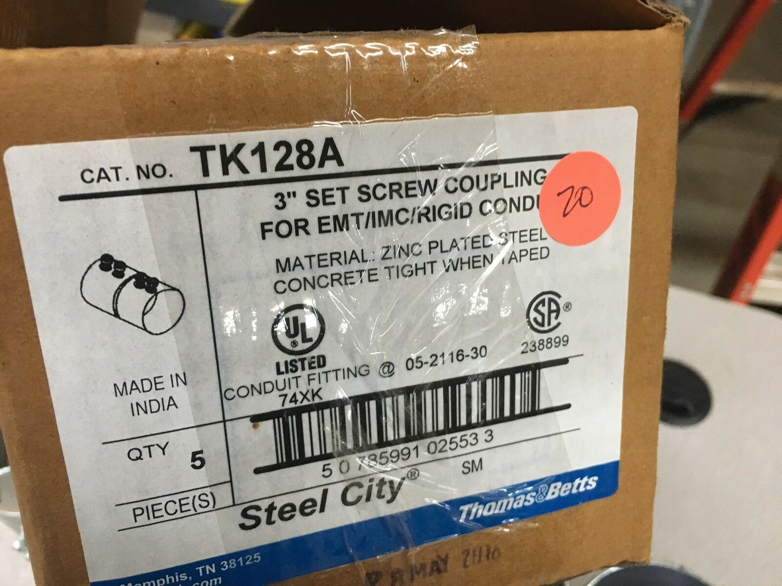 NEW BOX OF 5 THOMAS & BETTS 3" SET SCREW COUPLINGS TK128A