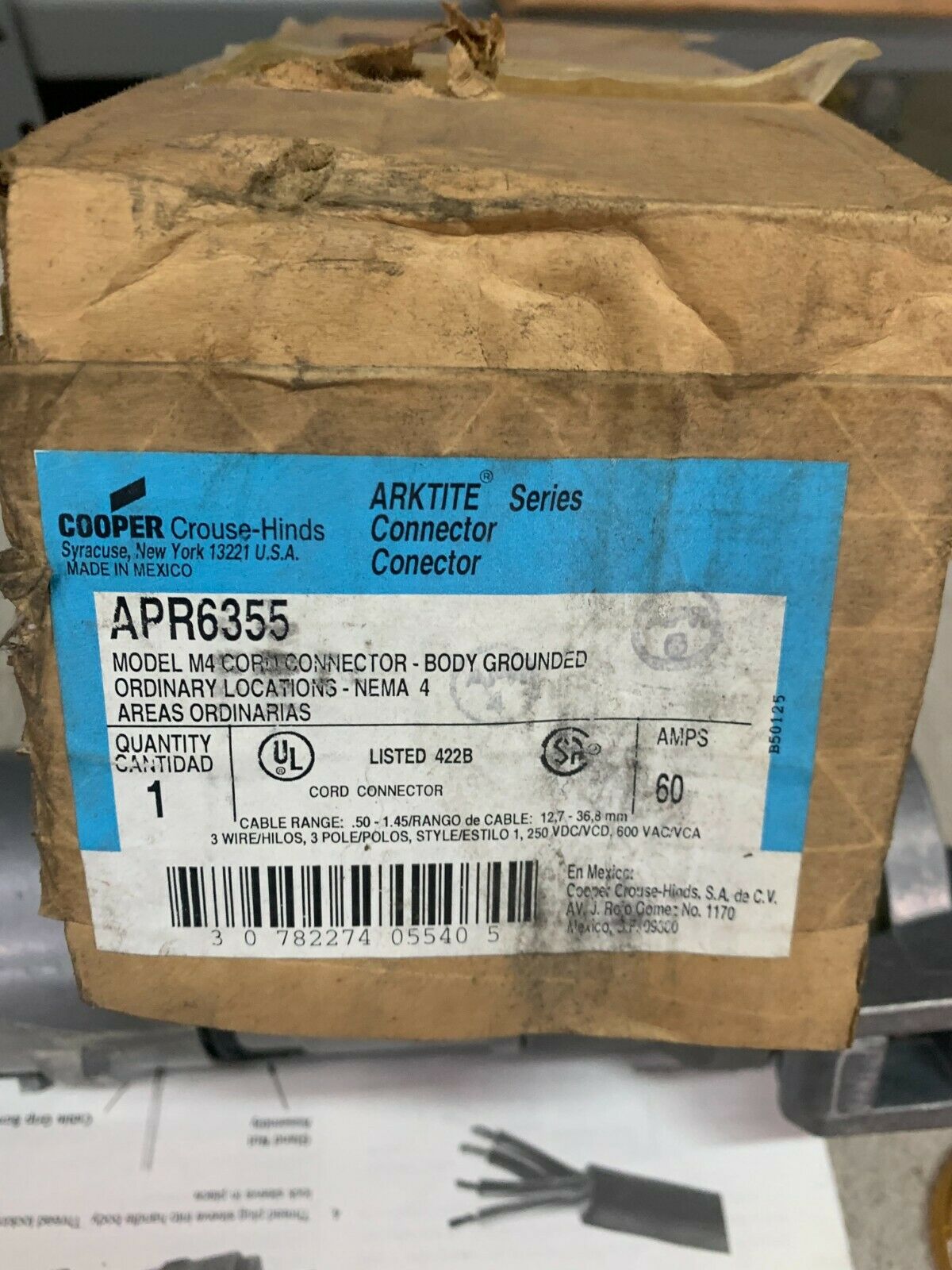 NEW IN BOX CROUSE HINDS ARKTITE PIN & SLEEVE CONNECTOR APR6355