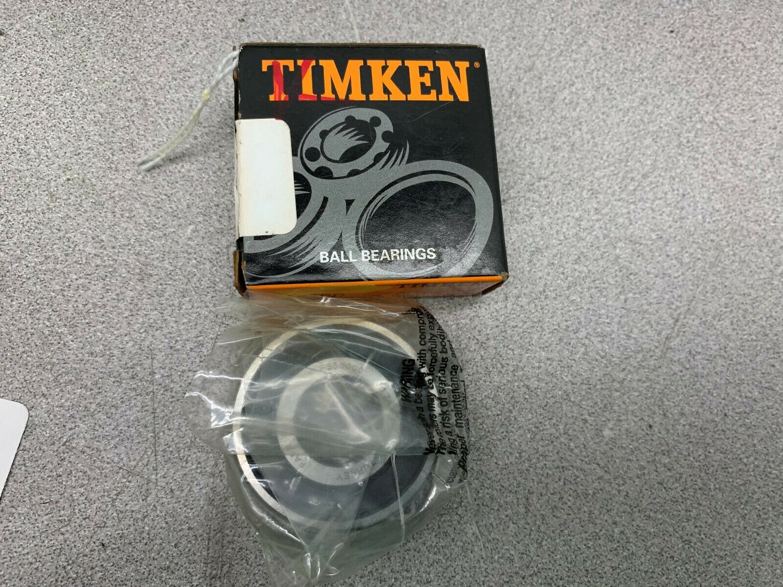 NEW IN BOX TIMKEN BEARING 303PP