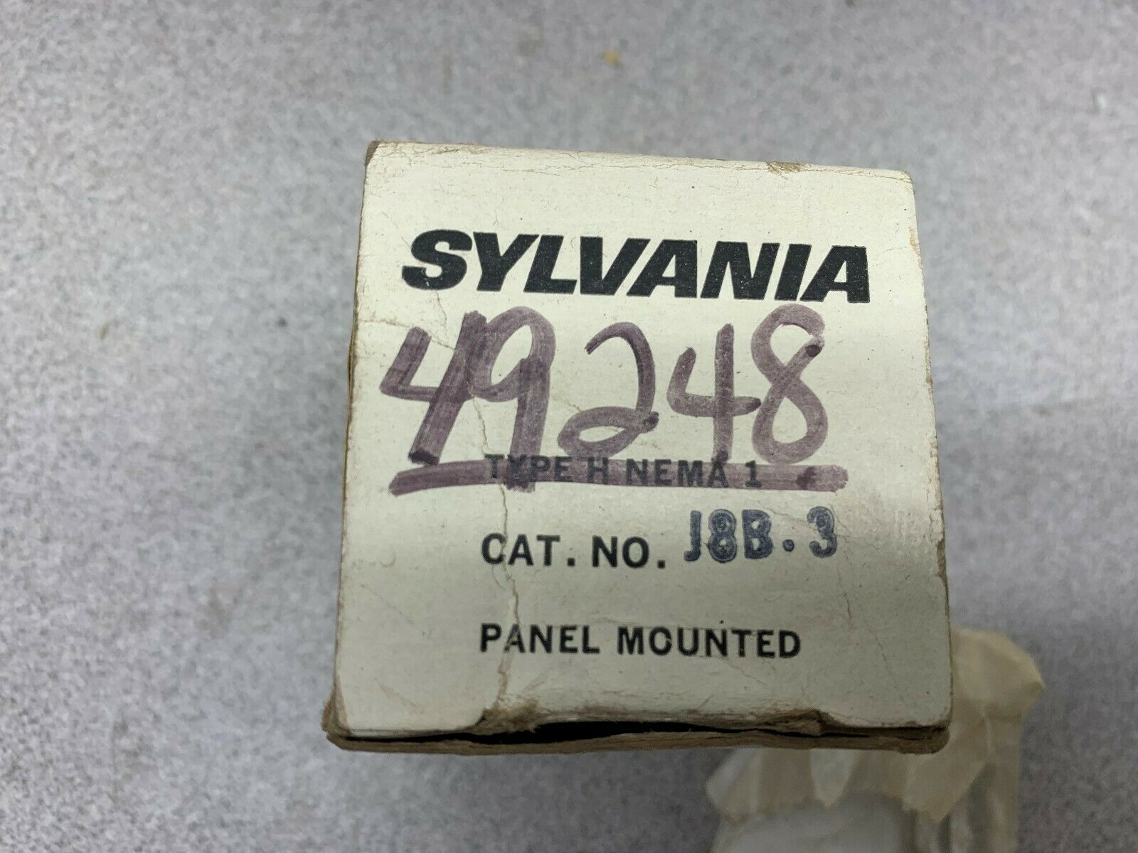 NEW IN BOX SYLVANIA 49248  PANEL MOUNTED J8B.3