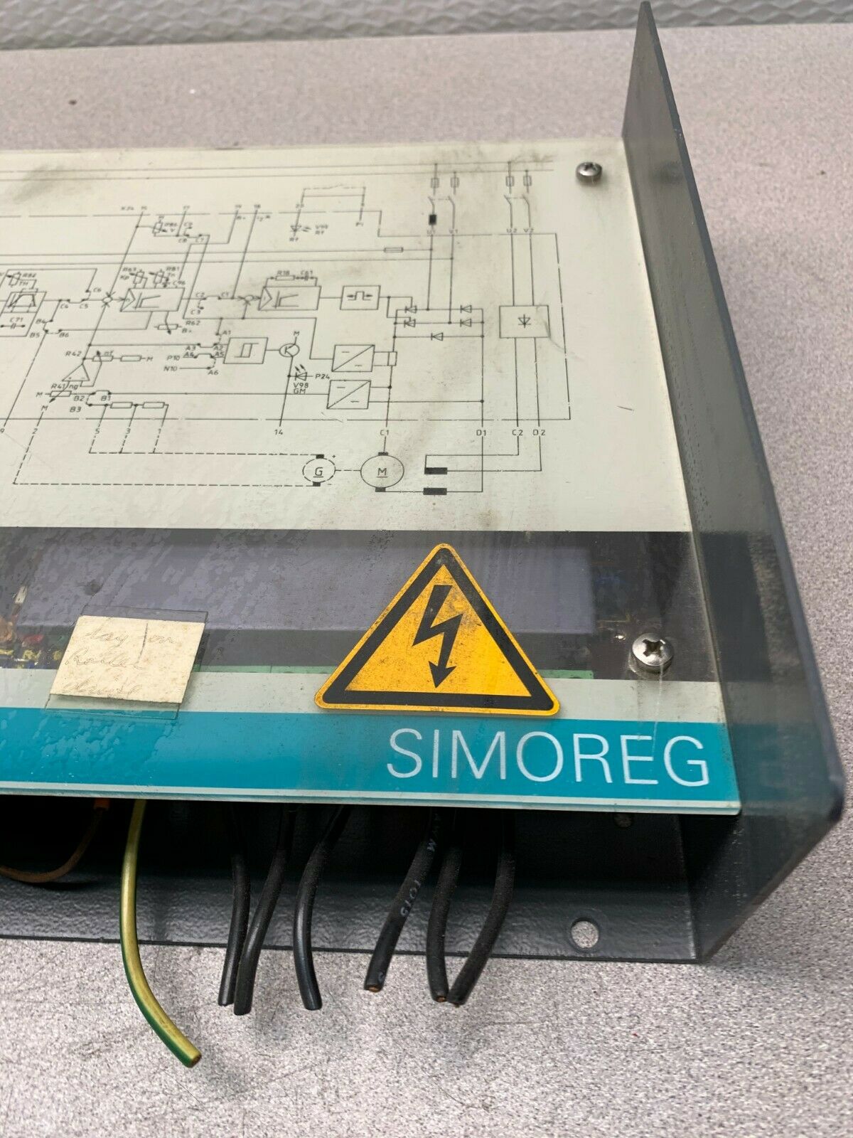 USED SIEMENS SIMOREG COMPACT DEVICE POWER CONVERTER 6RA2 203-8DD20-1