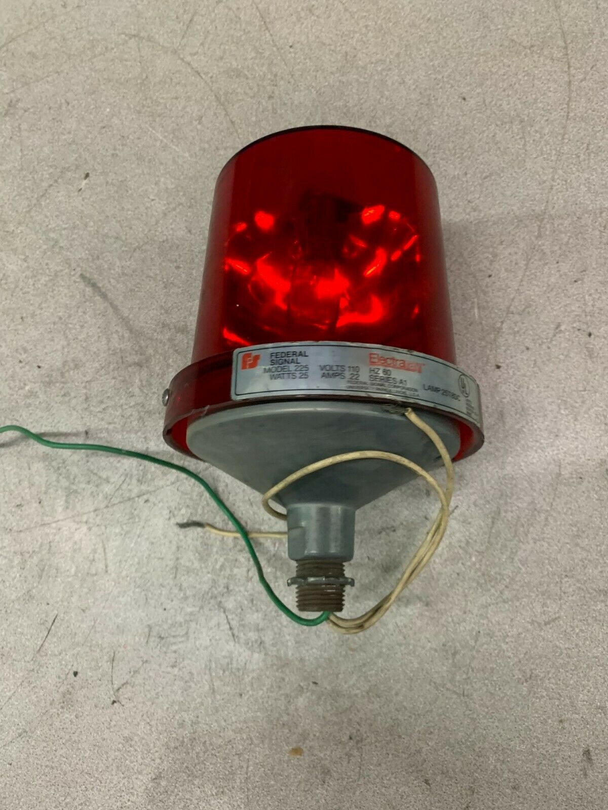 USED FEDERAL SIGNAL RED ELECTRARAY STROBE LIGHT 225