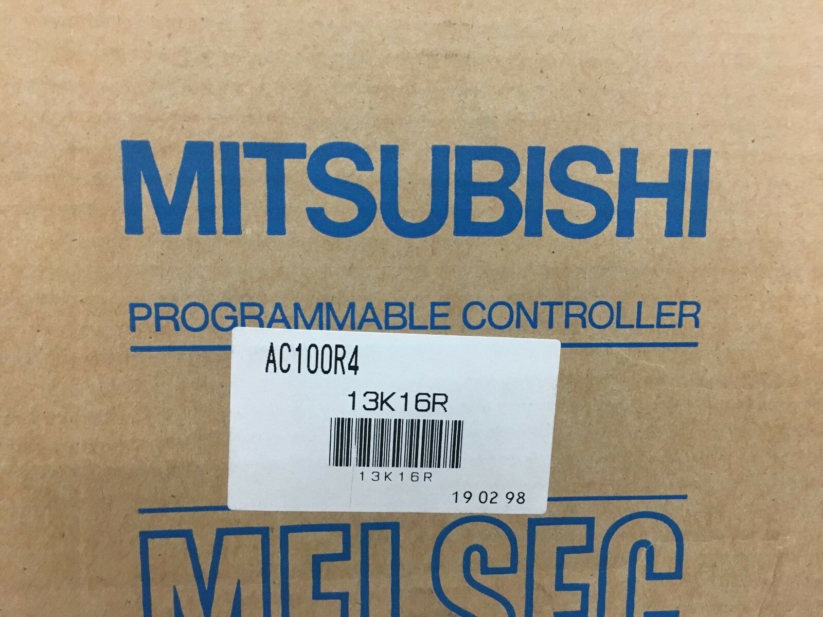 NEW IN BOX MELSEC MITSUBISHI CABLE AC100R4 13K16R