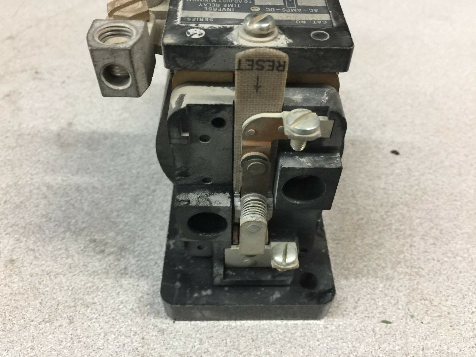 USED ALLEN BRADLEY INVERSE TIME RELAY 810-A03C