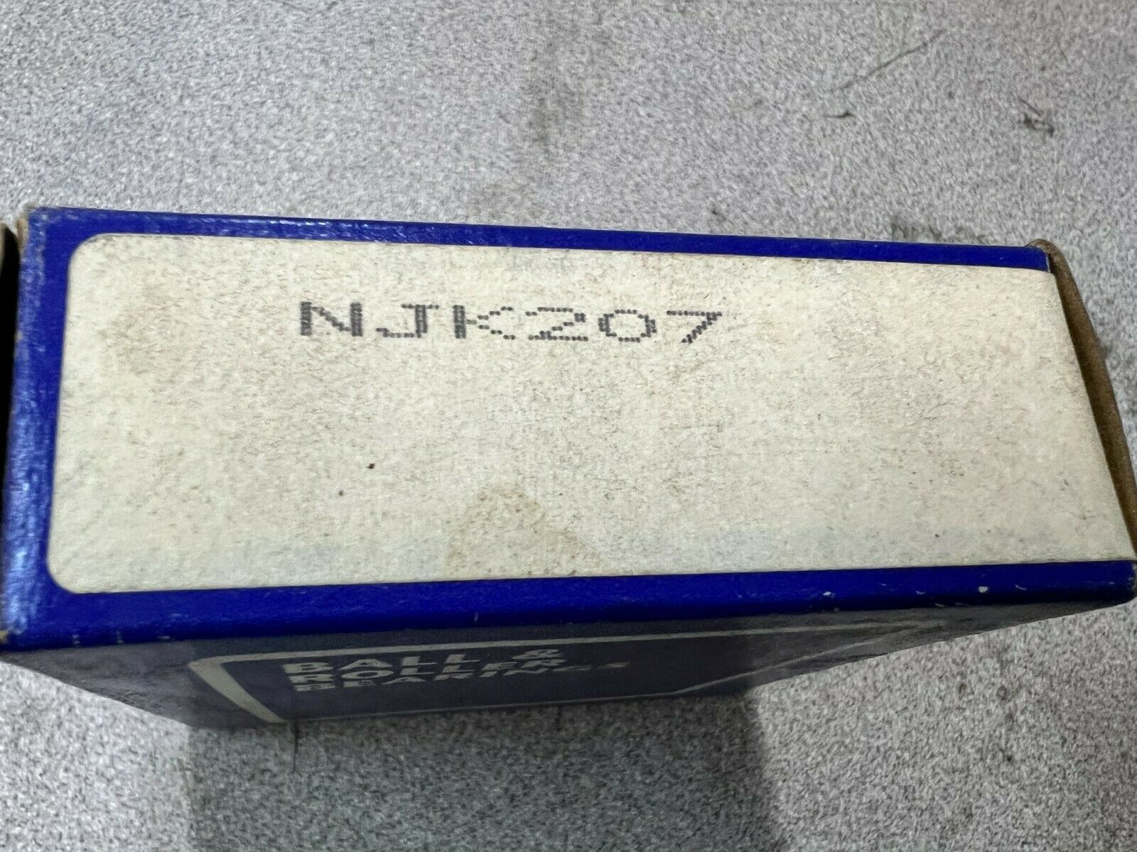 NEW IN BOX NSK NUK207 K207 CYLINDRICAL BEARING  NJK207