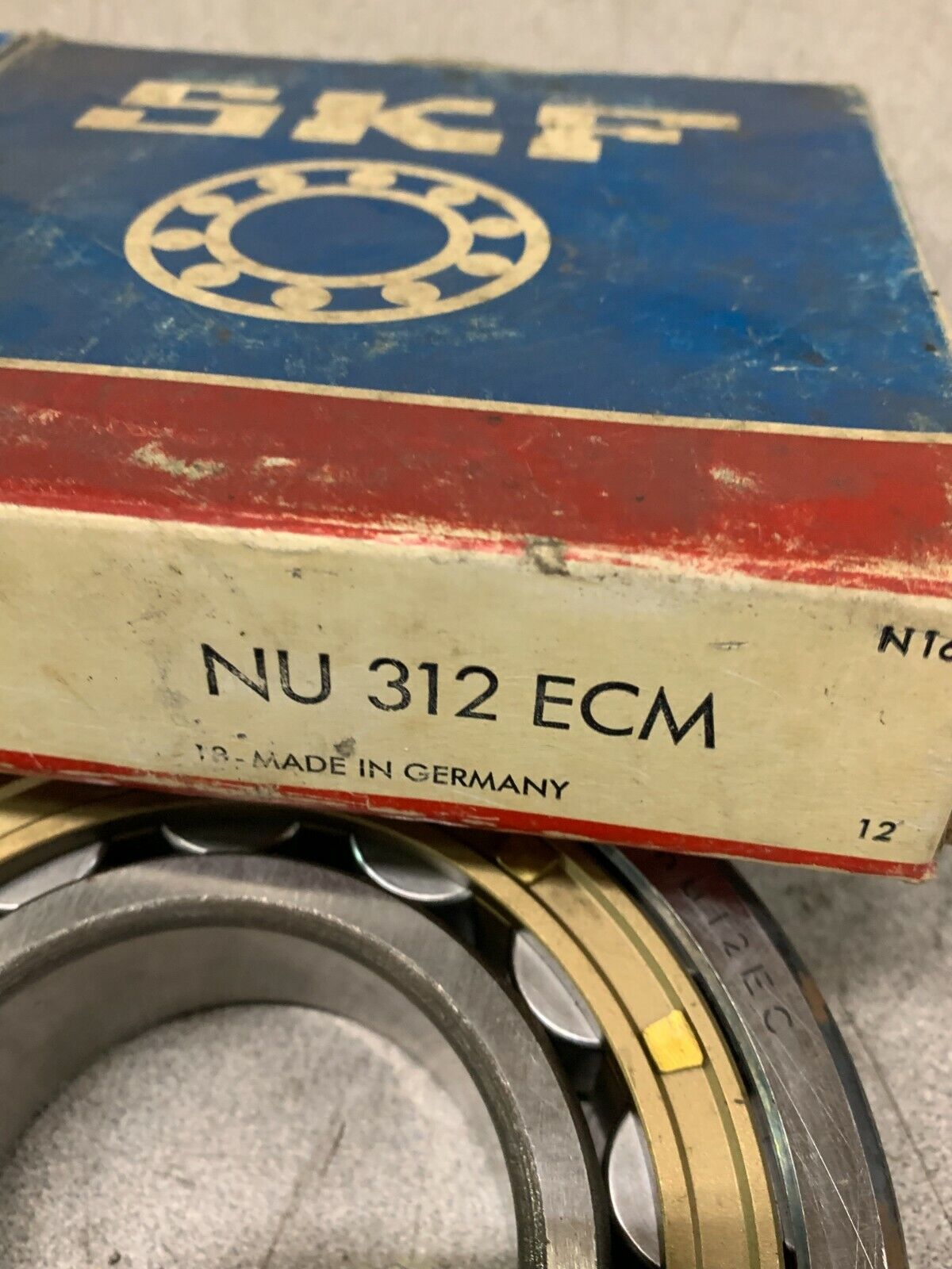 NEW IN BOX SKF CYLINDRICAL ROLLER BEARING NU 312 ECM