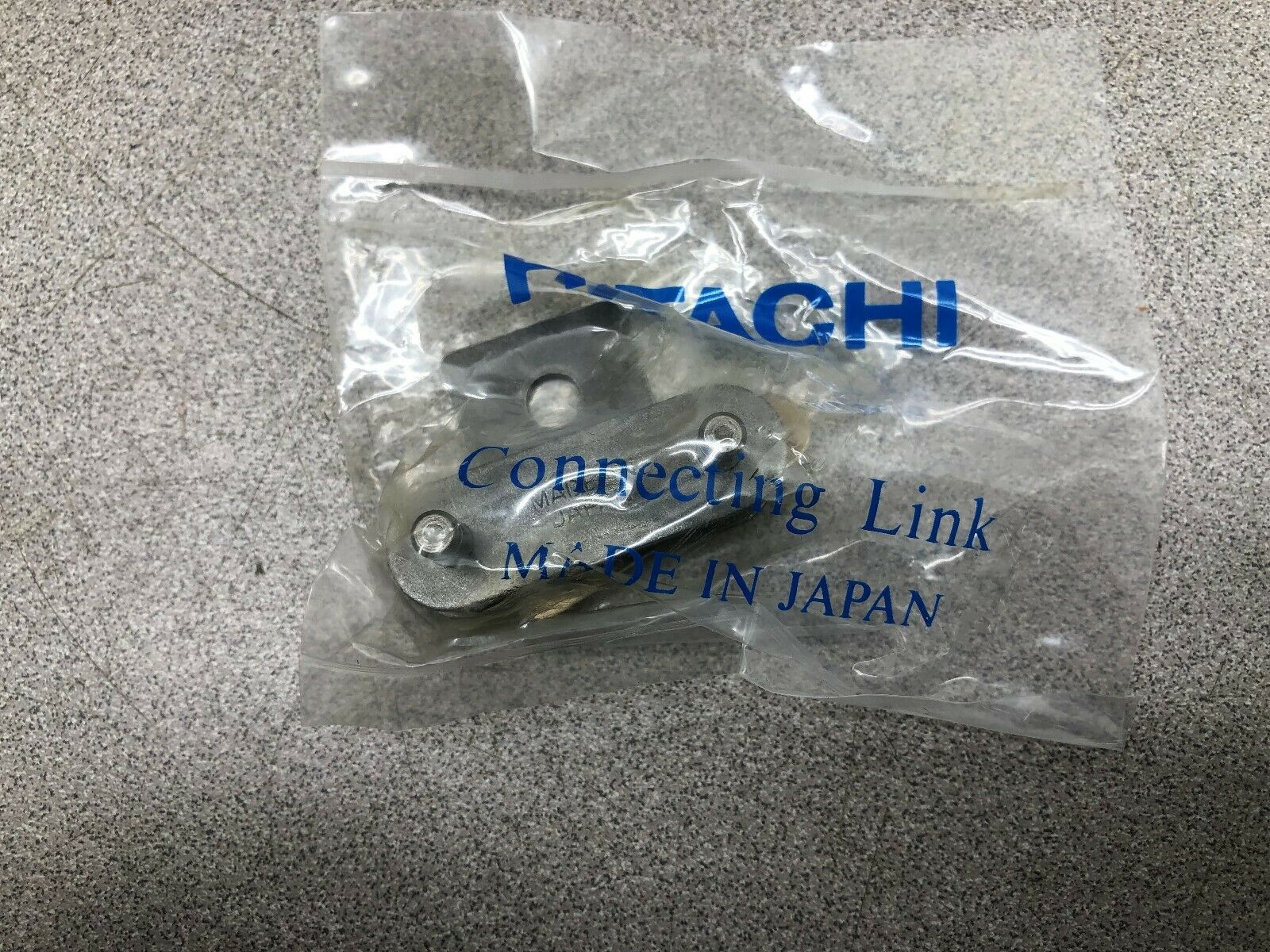 NEW IN BOX OF 20 HITACHI CONNECTING LINKS C2050 SA-1