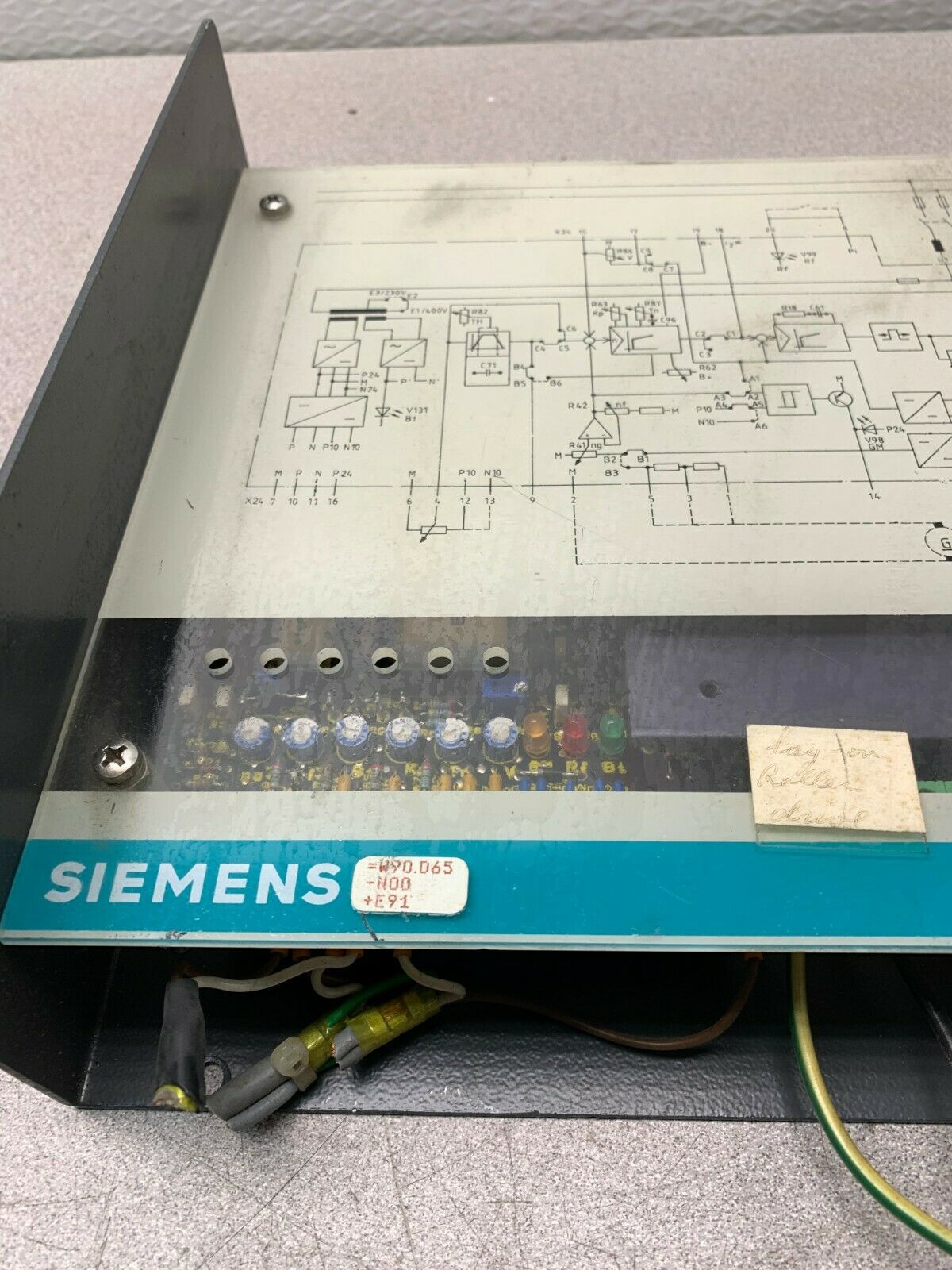 USED SIEMENS SIMOREG COMPACT DEVICE POWER CONVERTER 6RA2 203-8DD20-1