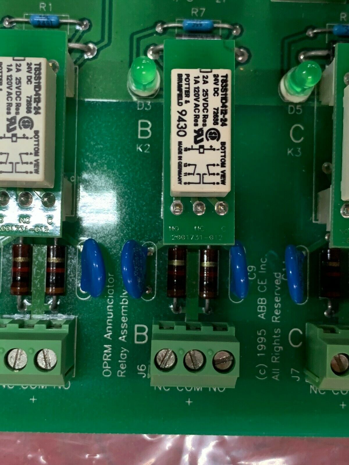 NEW NO BOX ABB CIRCUIT BOARD 2001731-002