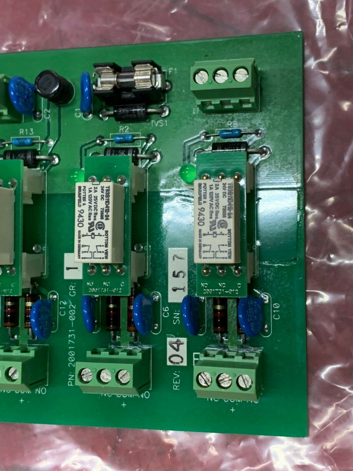 NEW NO BOX ABB CIRCUIT BOARD 2001731-002