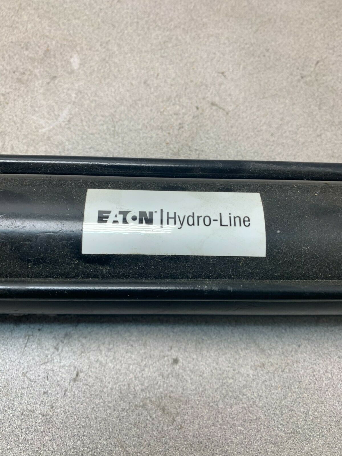 NEW NO BOX EATON HYDRAULIC CYLINDER HR5DC-2X9-N-0.63-2-N-N-N-1-1