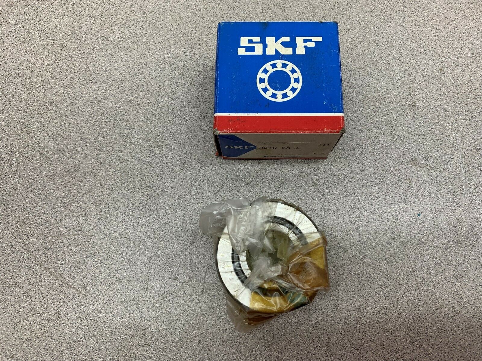 NEW IN BOX SKF BEARING NUTR 20 A