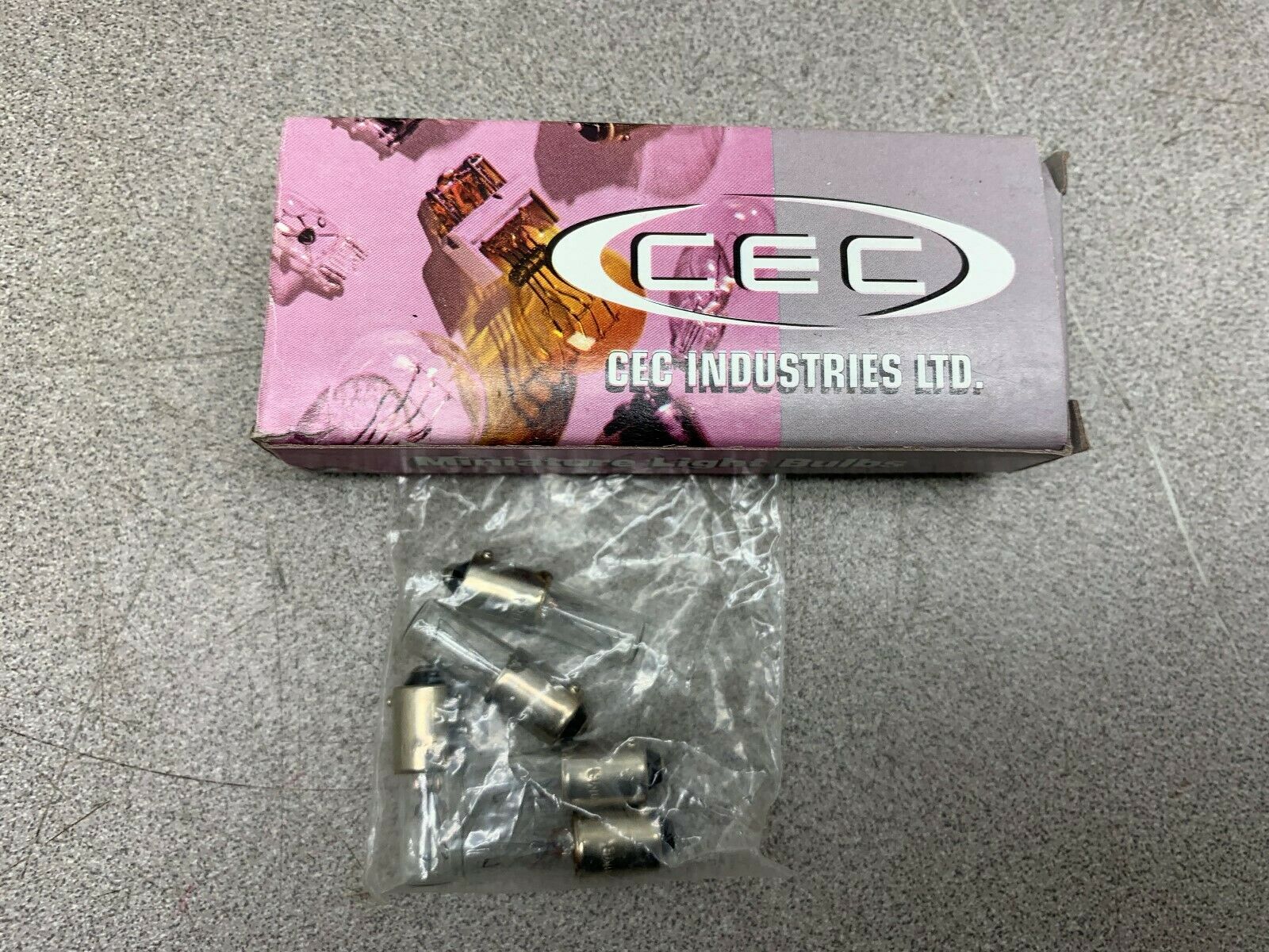 BOX OF 5 NEW IN BOX CEC BULB 120MB