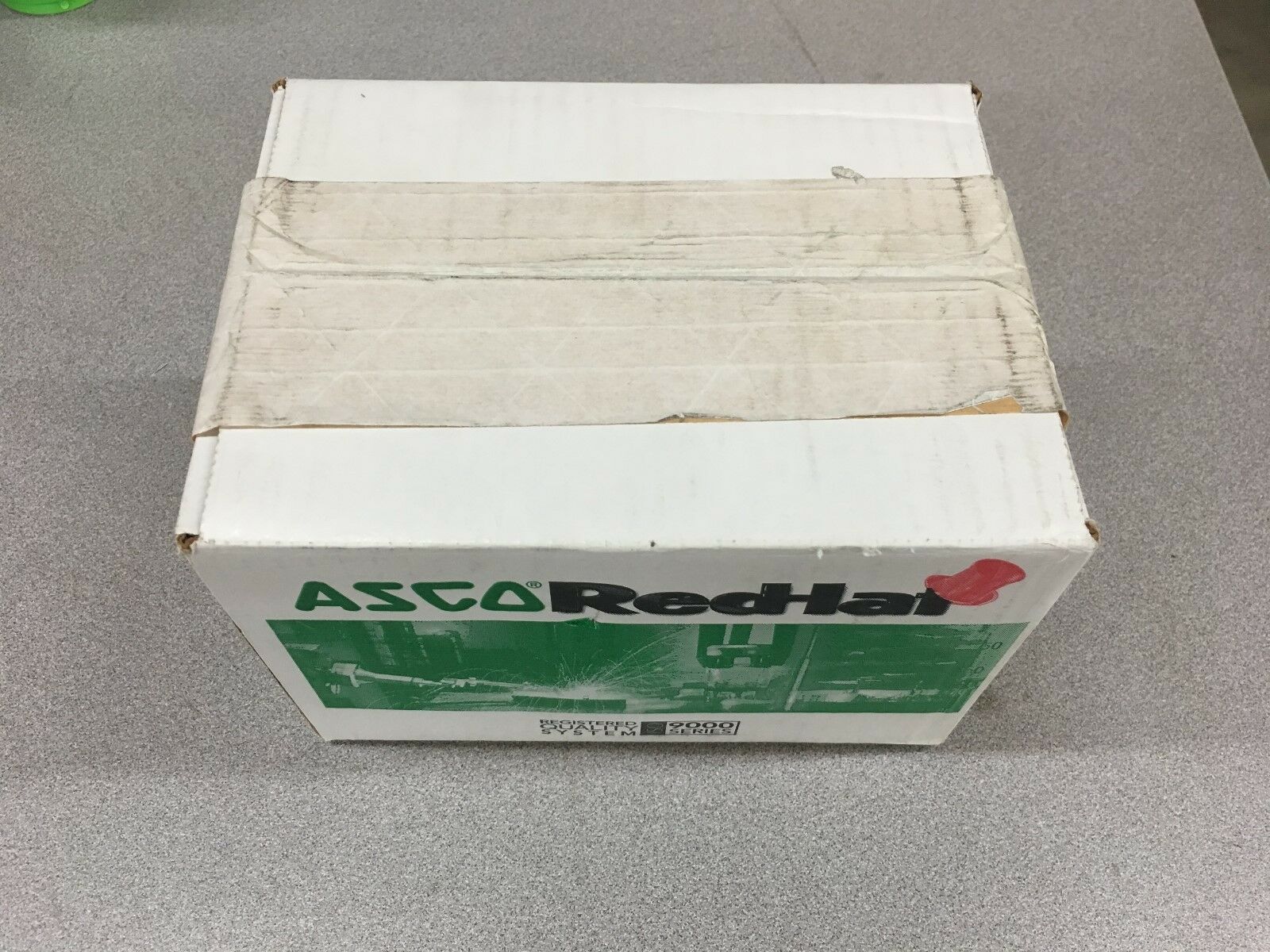 NEW IN BOX ASCO 3-WAY 1/4" RED HAT SOLENOID VALVE EF8300D061U