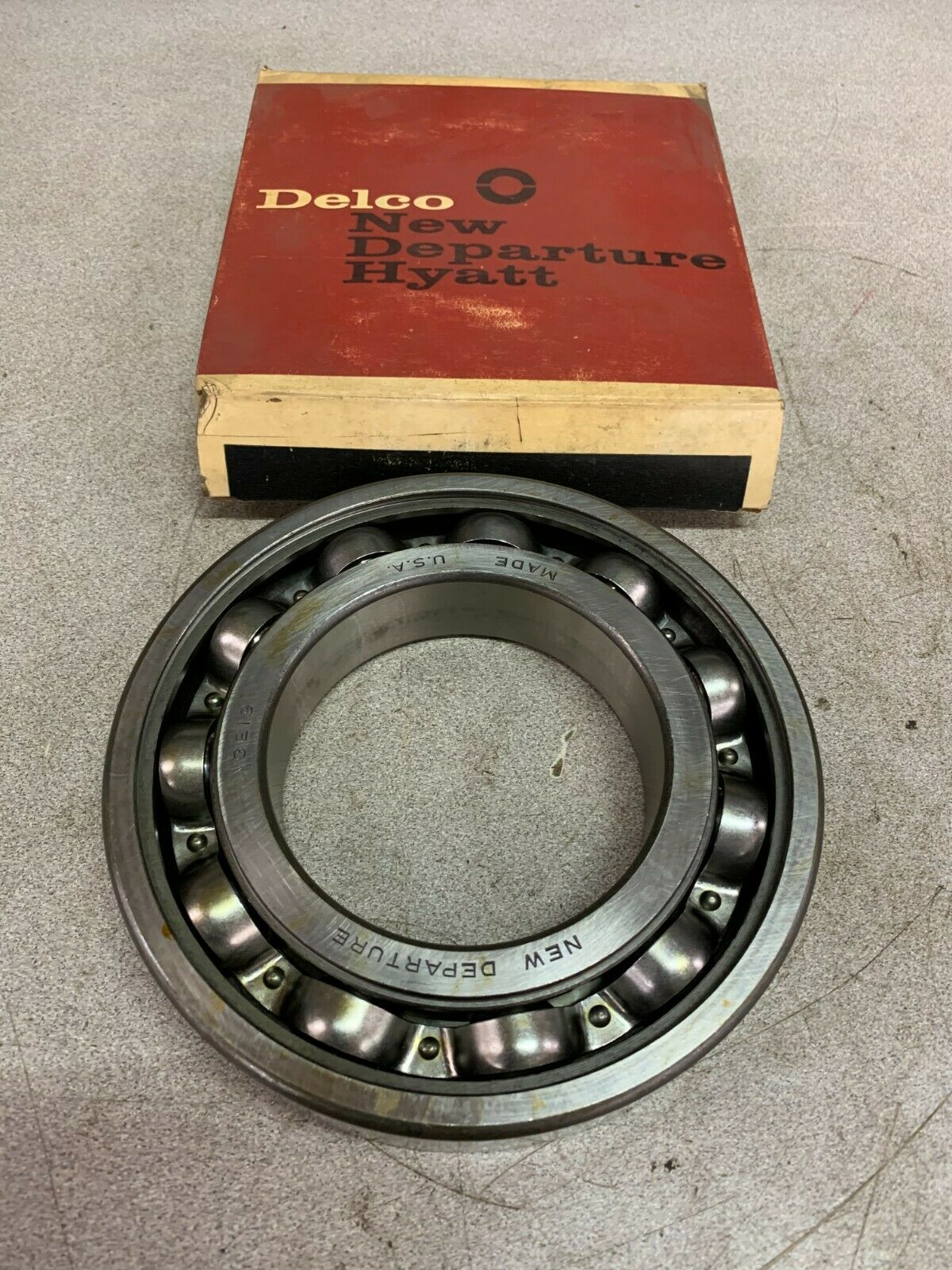 NEW IN BOX NDH DELCO BALL BEARING 3219