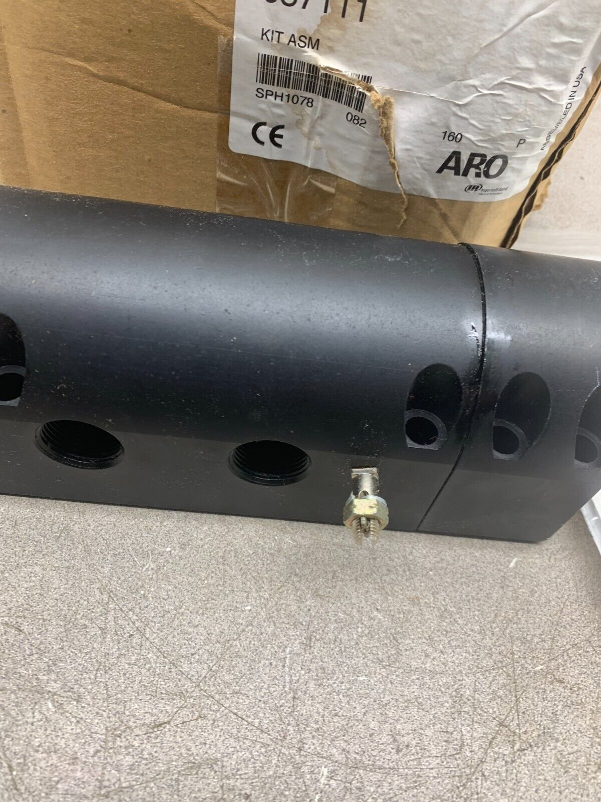 NEW IN BOX INGERSOLL RAND ARO 10" AIR MOTOR 6" STROKE 66651-B