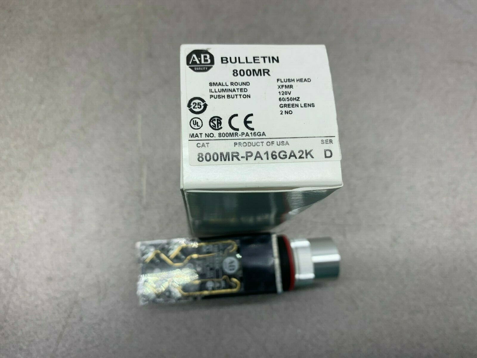 NEW IN BOX ALLEN BRADLEY GREEN PUSHBUTTON 800MR-PA16GA2K