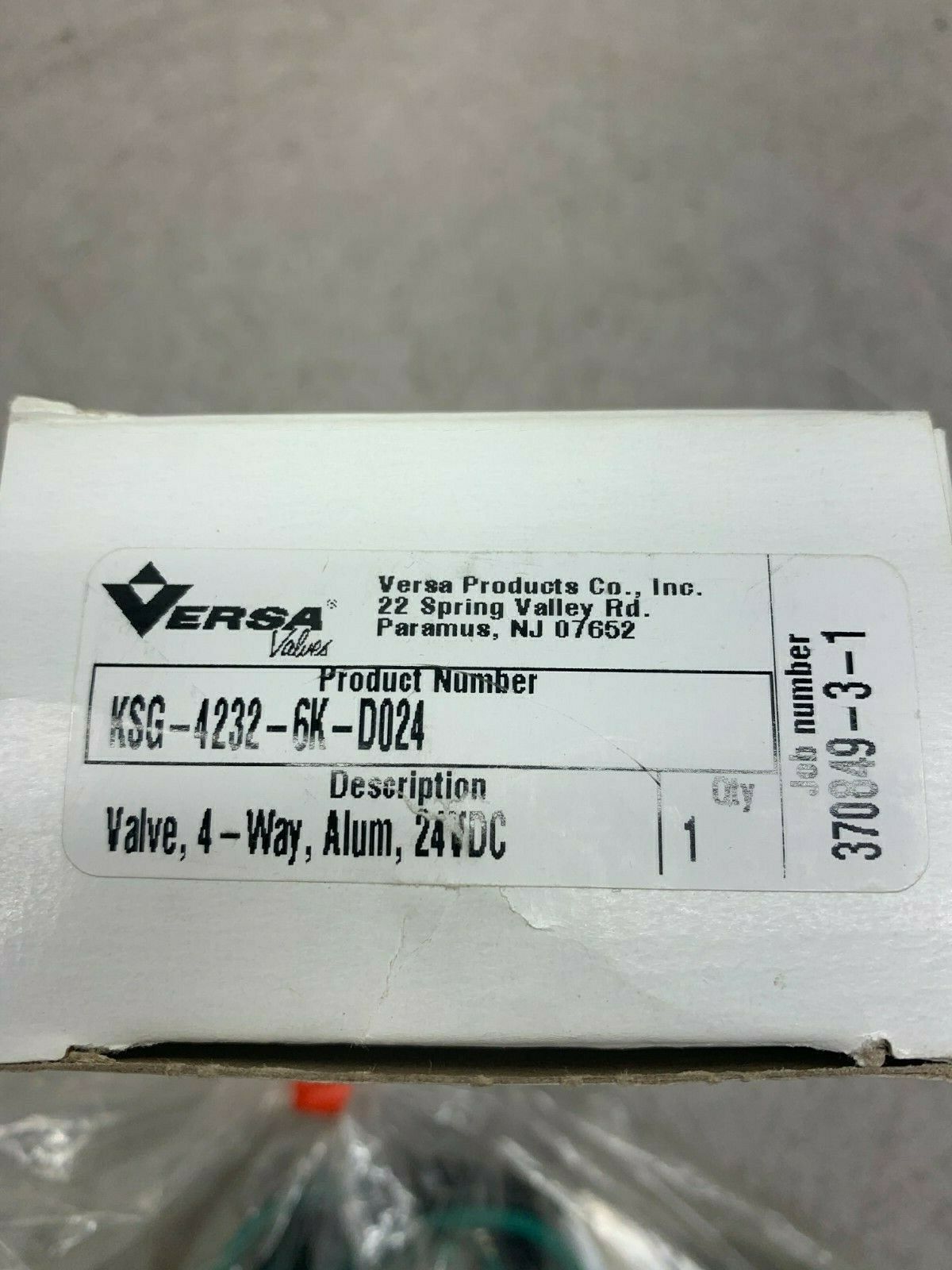 NEW IN BOX VERSA 4 WAY VALVE KSG-4232-6K-D024