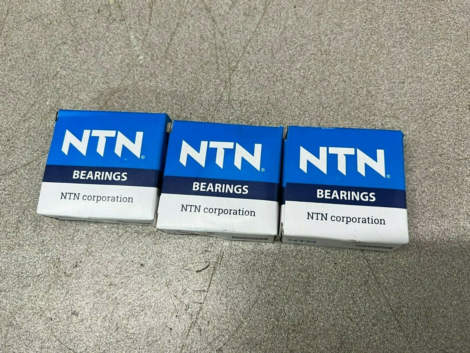 LOT OF 3 NEW IN BOX NTN ROLLER BEARING 4T-09067