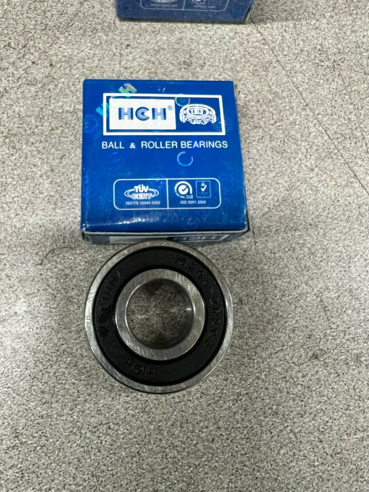 LOT OF 8 NEW IN BOX NEW IN BOX HCH BALL BEARING 6203 2RS C3