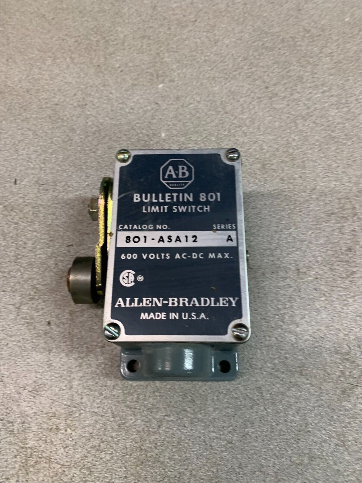 NEW IN BOX ALLEN-BRADLEY LIMIT SWITCH 801-ASA12 SERIES A