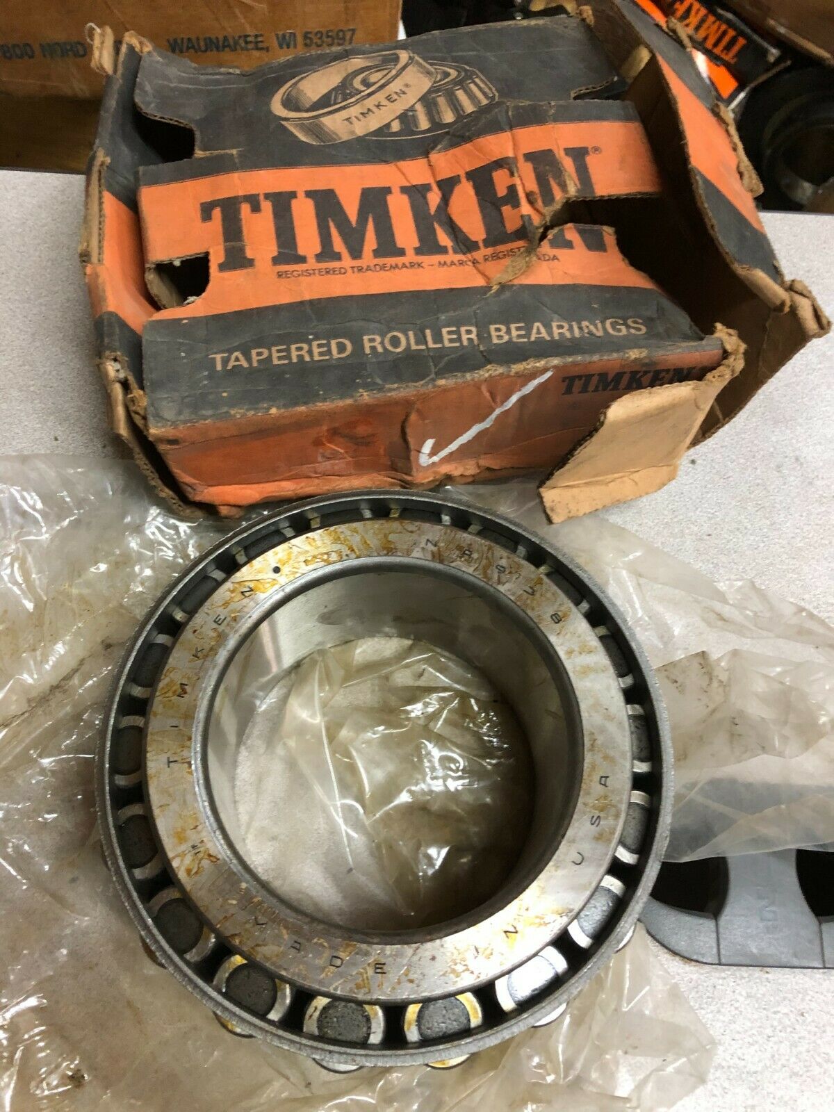 NEW IN BOX TIMKEN TAPERED ROLLER CONE BEARING NA938