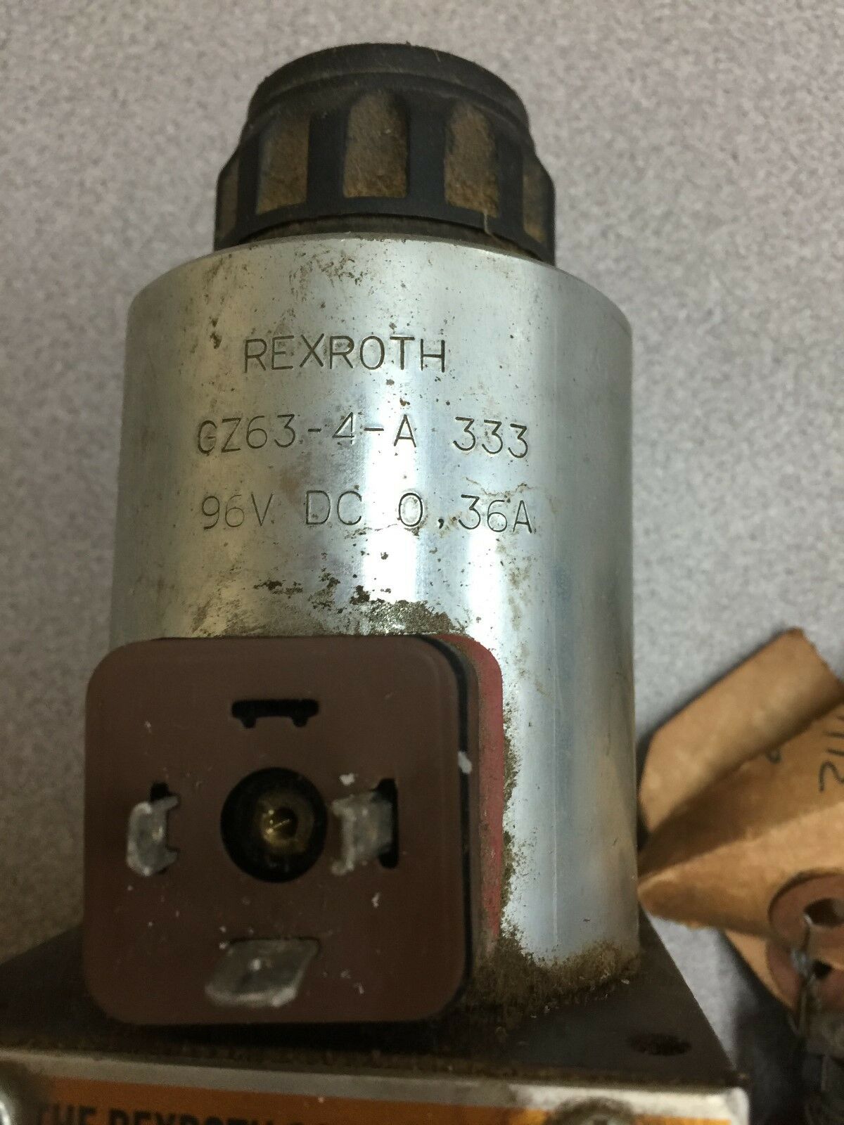 NEW REXROTH HYDRAULIC VALVE 4WE10J31/CW110RN9Z55