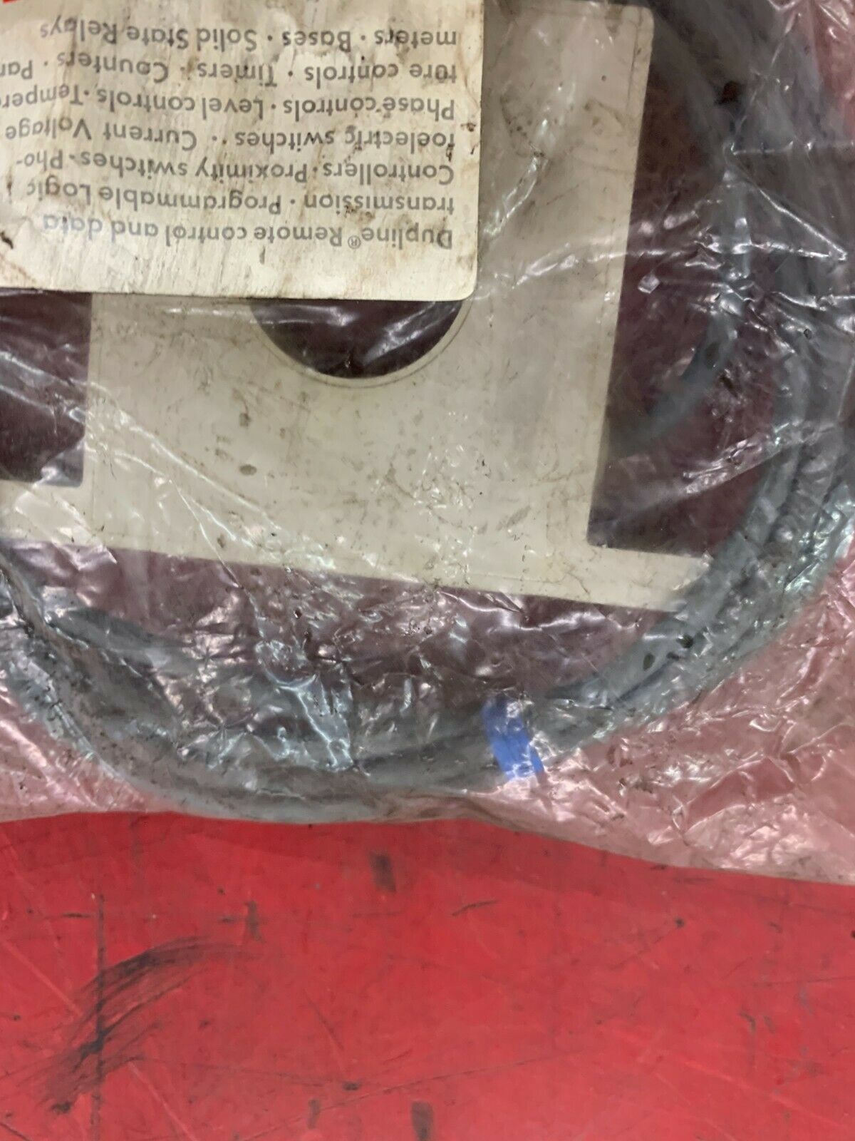 NEW IN PACKAGE CARLO GAVAZZI CURRENT TRANSFORMER A82-2025