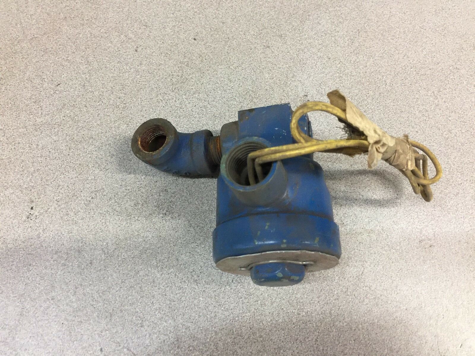 USED ASCO 125PSI SOLENOID VALVE 8268A322