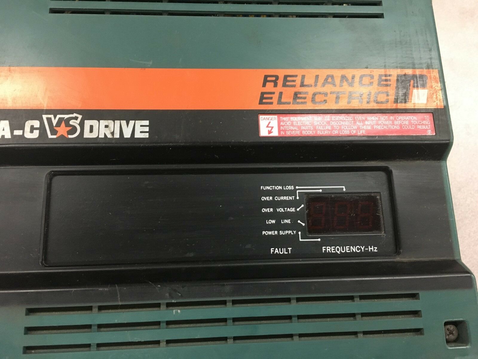 USED RELIANCE 5HP A-C VS DRIVE 1AC2005U