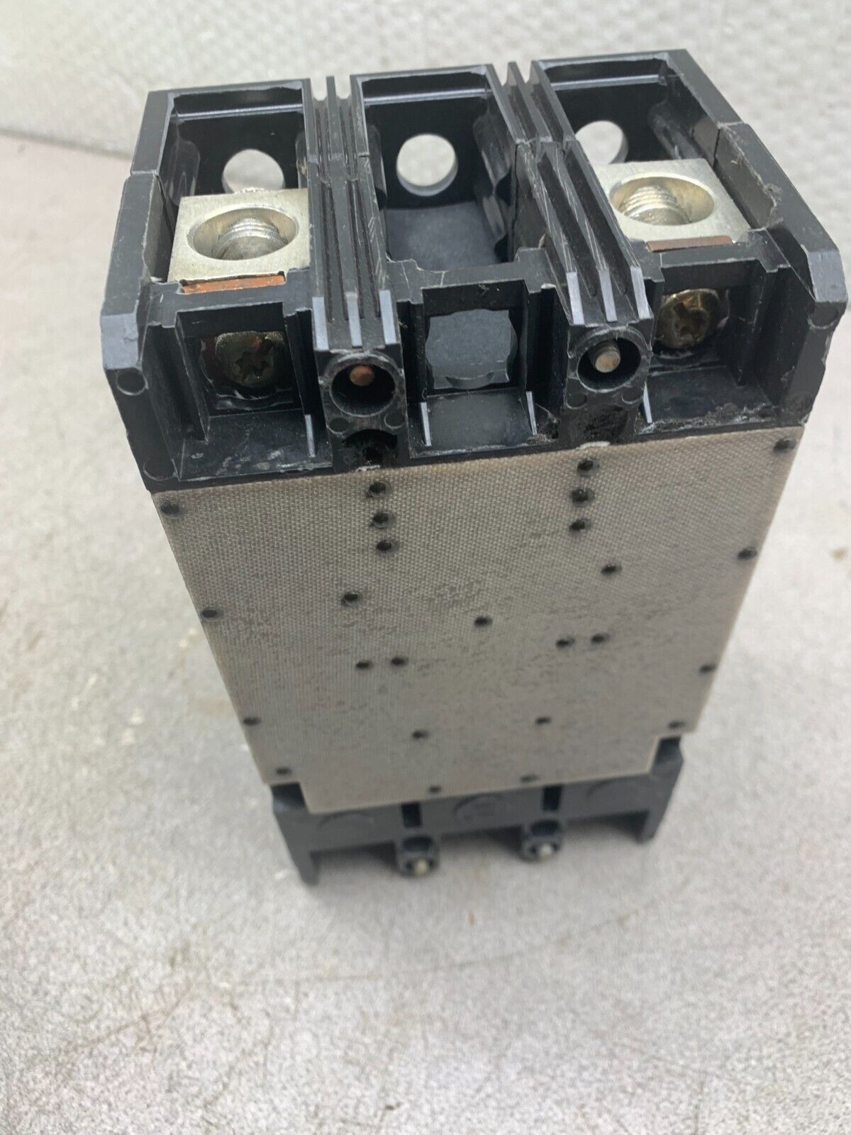 USED SQUARE D 2 POLE 100AMP THERMAL-MAGNETIC CIRCUIT BREAKER KHL26100