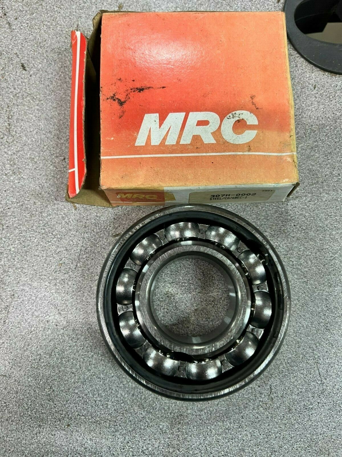 NEW IN BOX MRC ROLLER BEARING 307M-0002