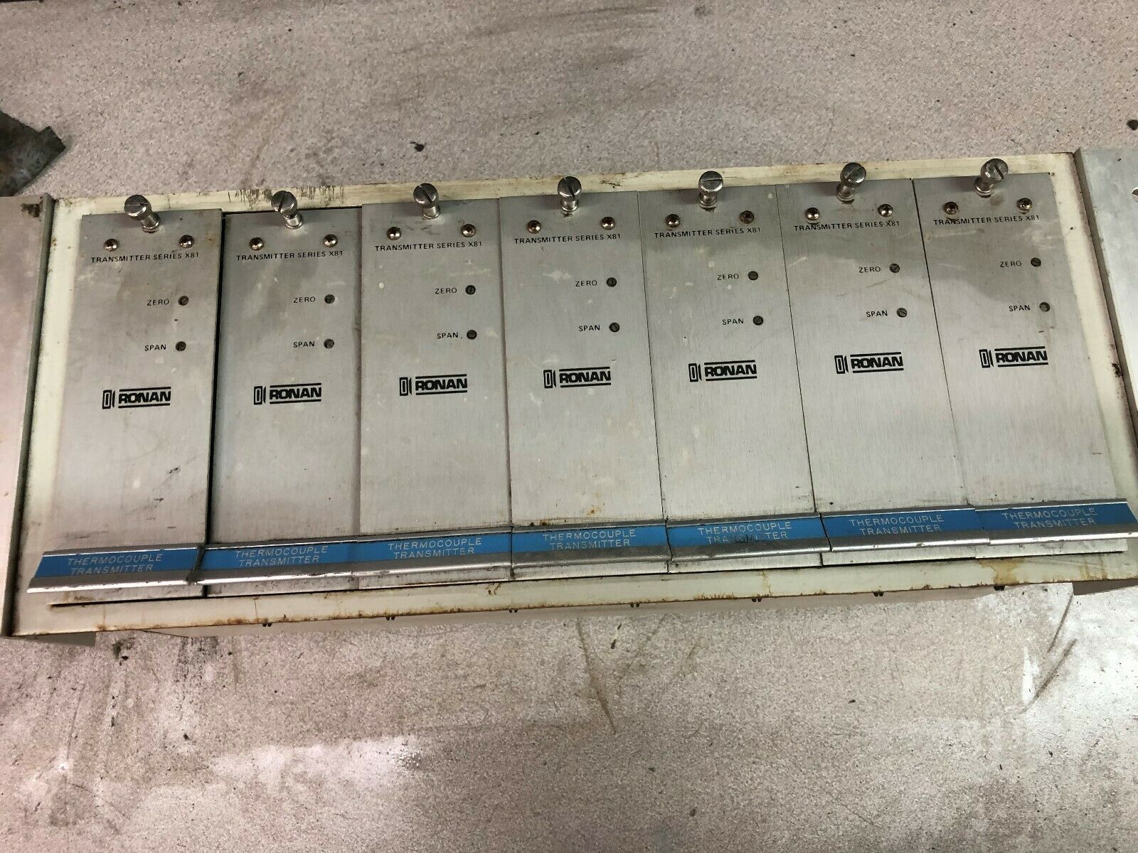 USED RONAN THERMOCOUPLE TRANSMITTER 7 SLOT RACK WITH 7 CARDS X81-311-K-50-B