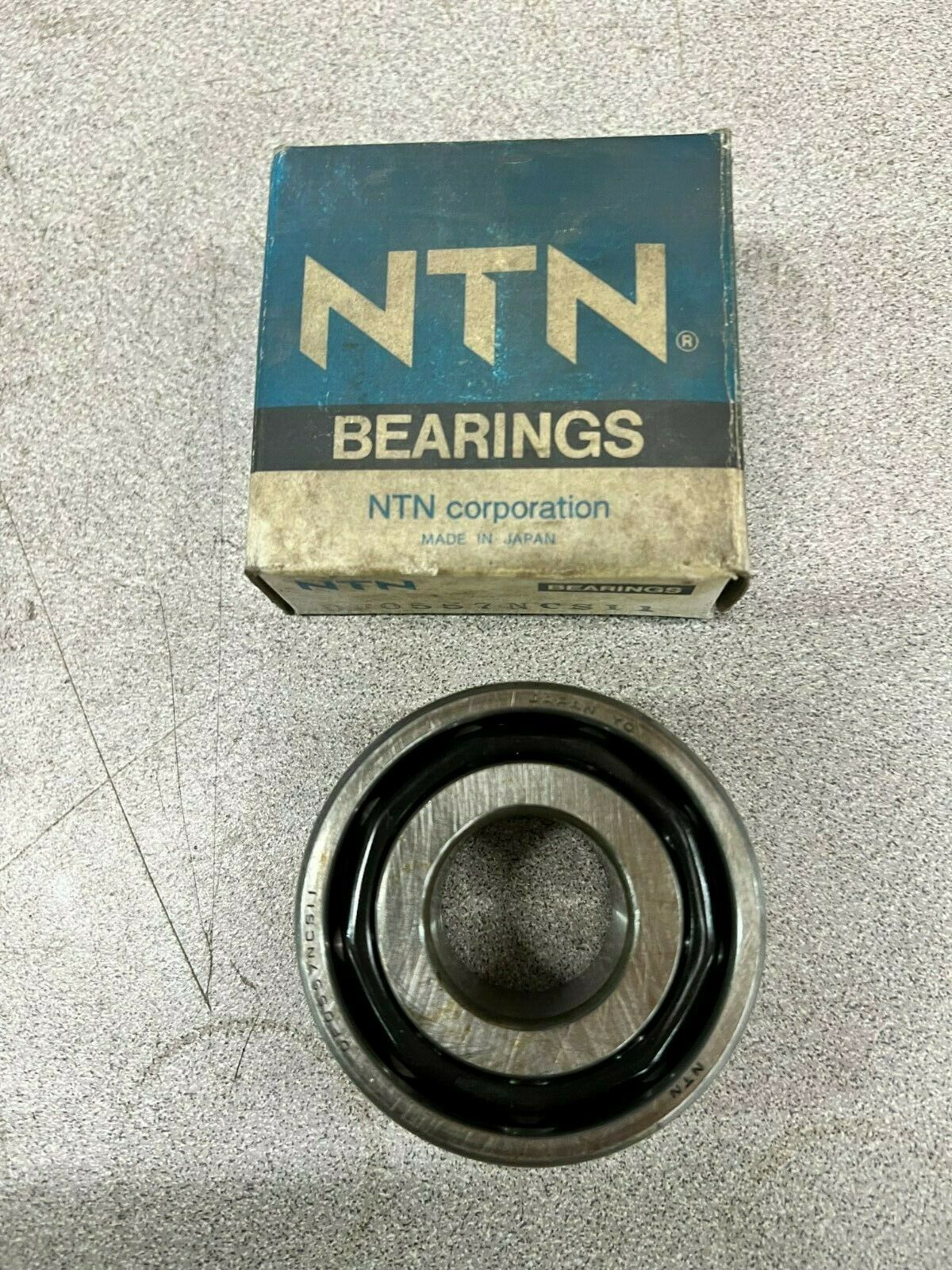 NEW IN BOX NTN BALL BEARING DF0557NCS11