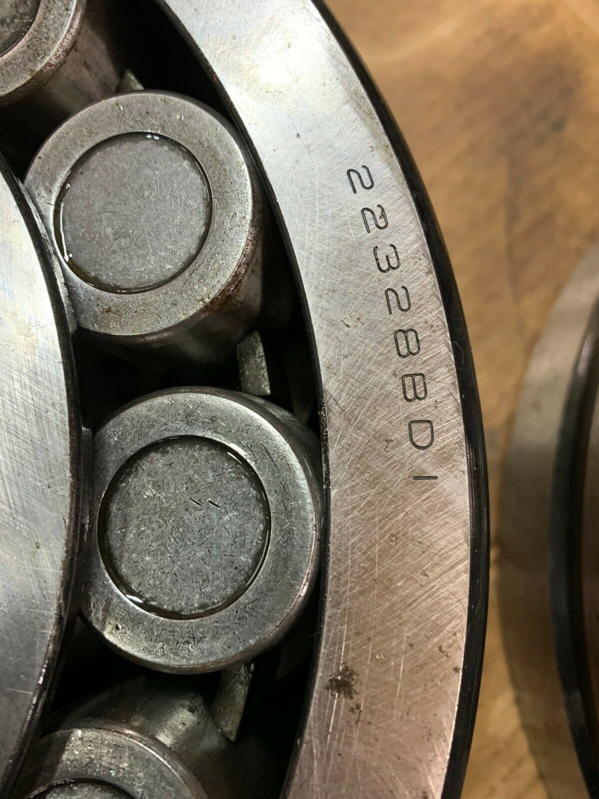 NEW NO BOX NTN SPHERCIAL ROLLER BEARING 22328BD1