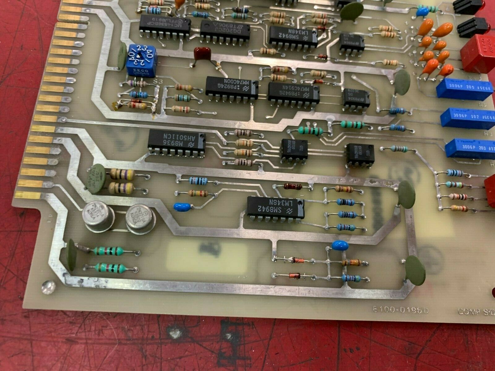 USED FENNER 8100-0196D CIRCUIT BOARD