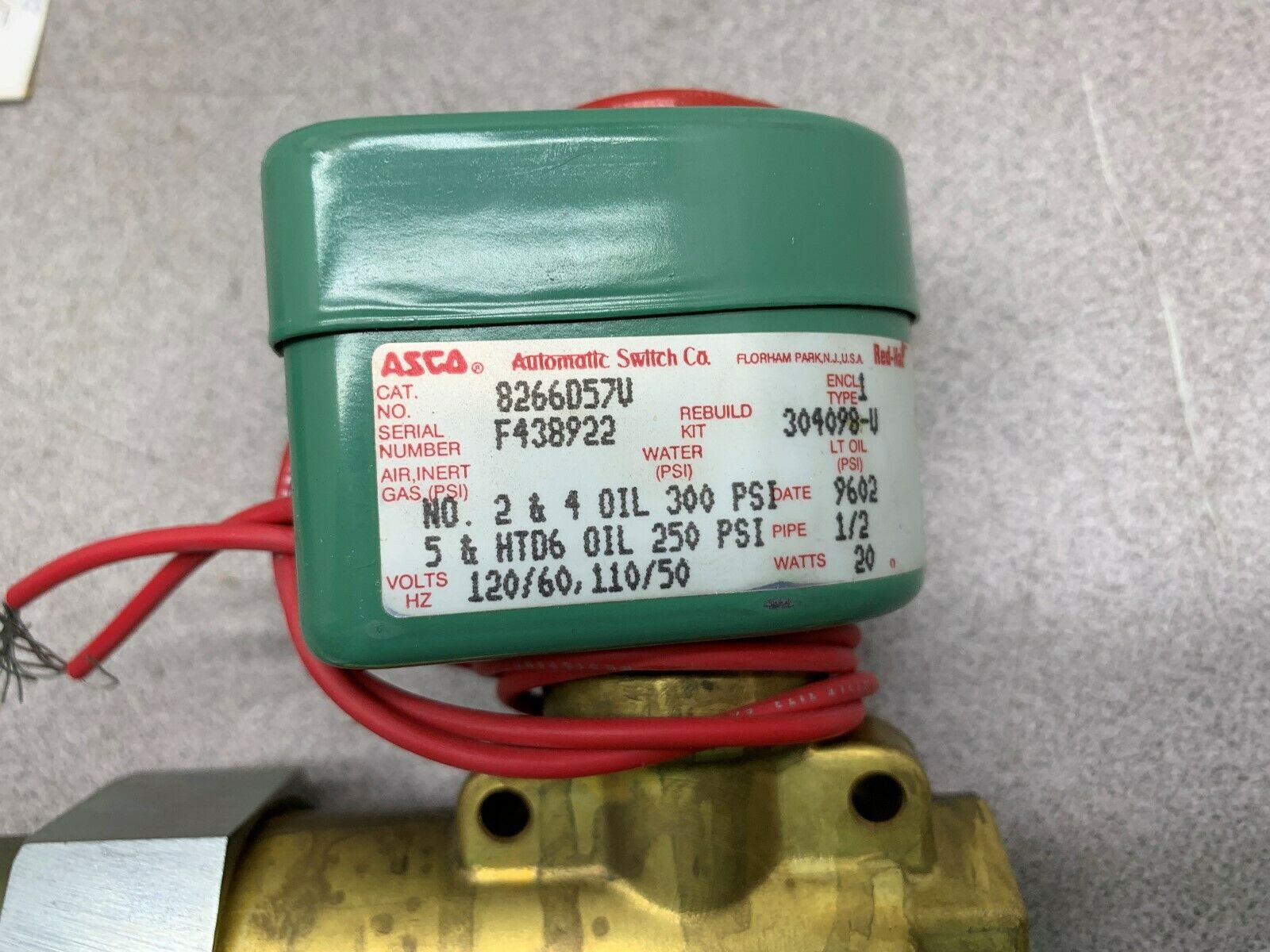 NEW IN BOX ASCO VALVE 8266D57U