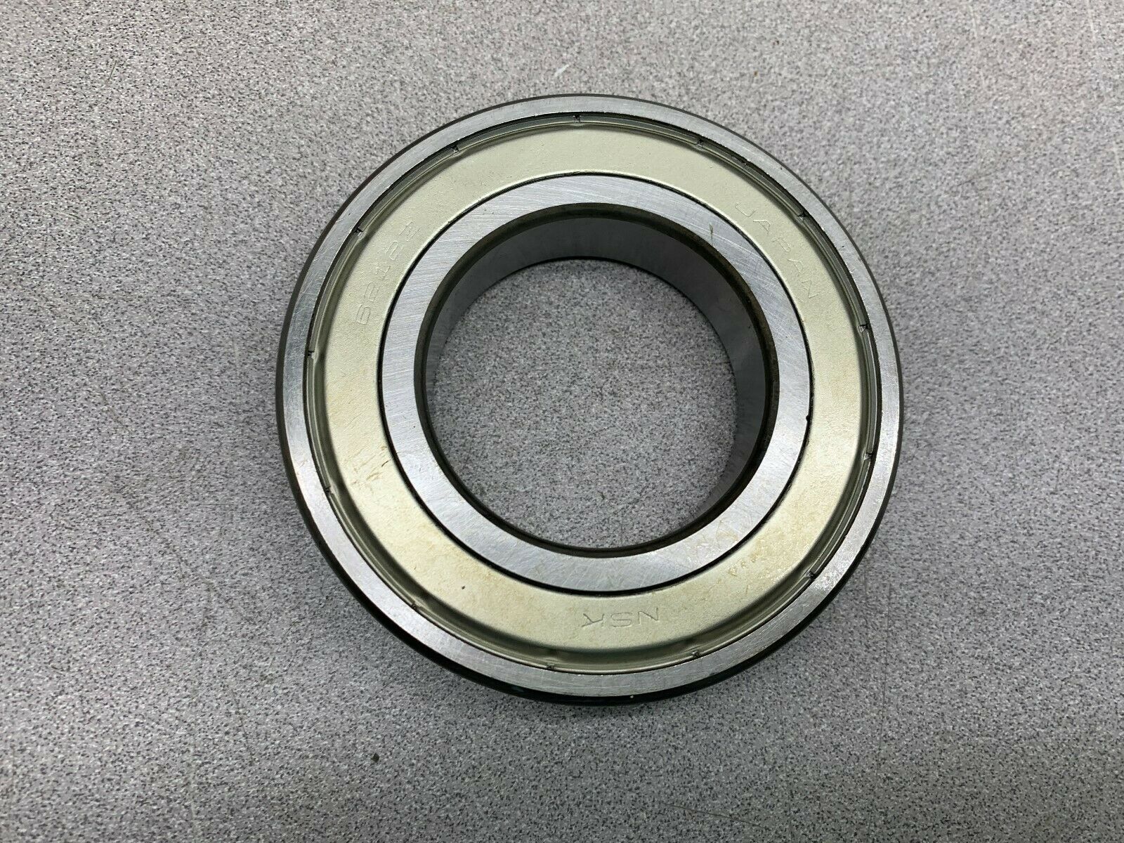 NEW NO BOX NSK BEARING 6212Z