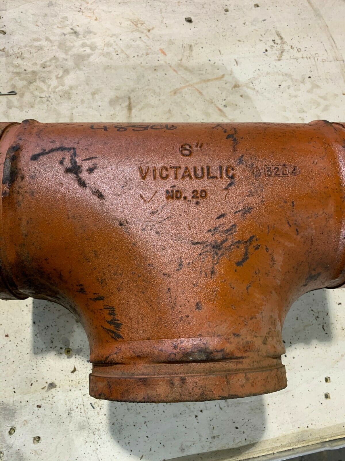 NEW VICTAULIC STYLE 20 TEE 6" PIPE FITTING