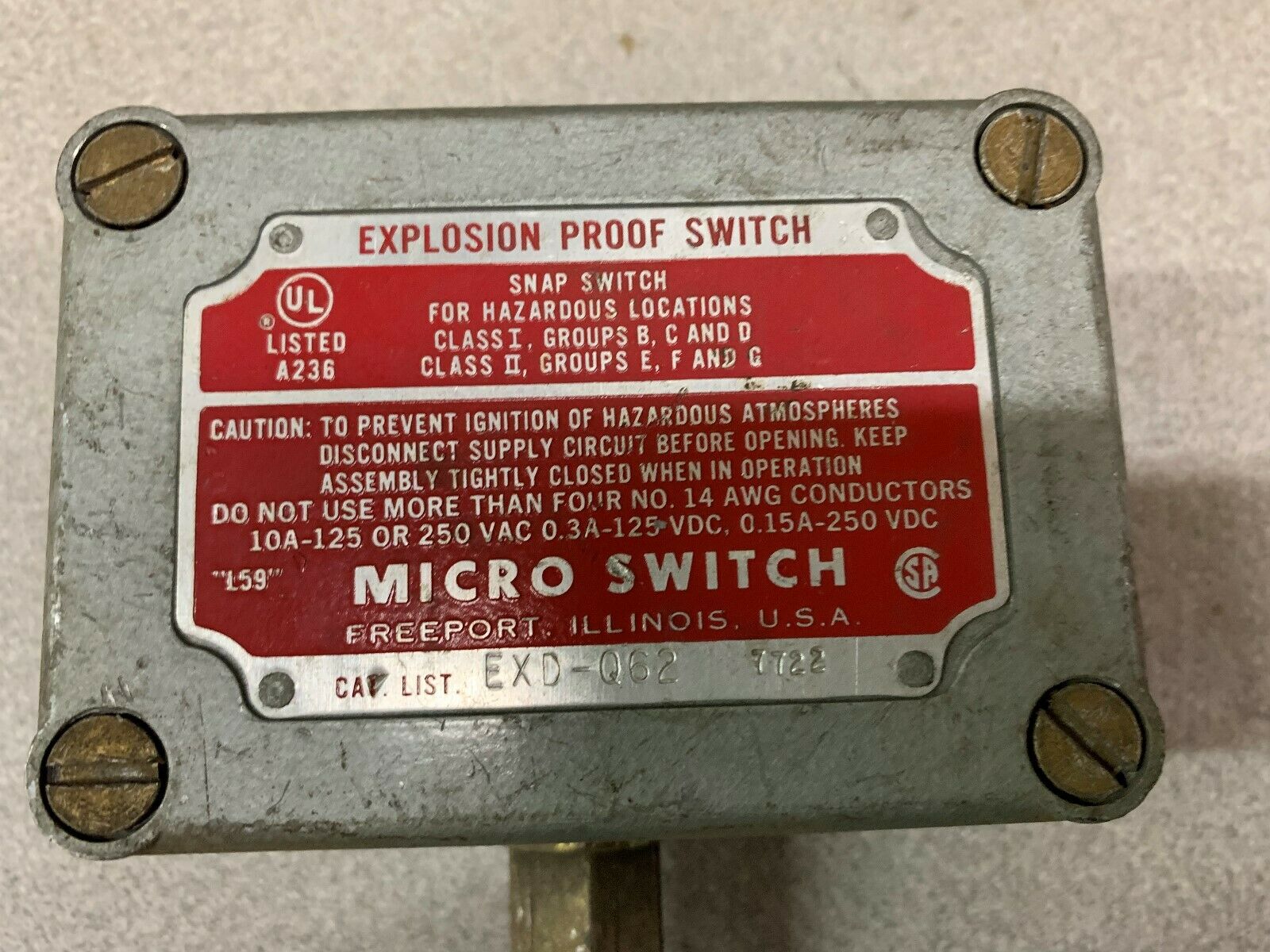 NEW NO BOX MICROSWITCH EXPLOSION PROOF SWITCH EXD-Q62