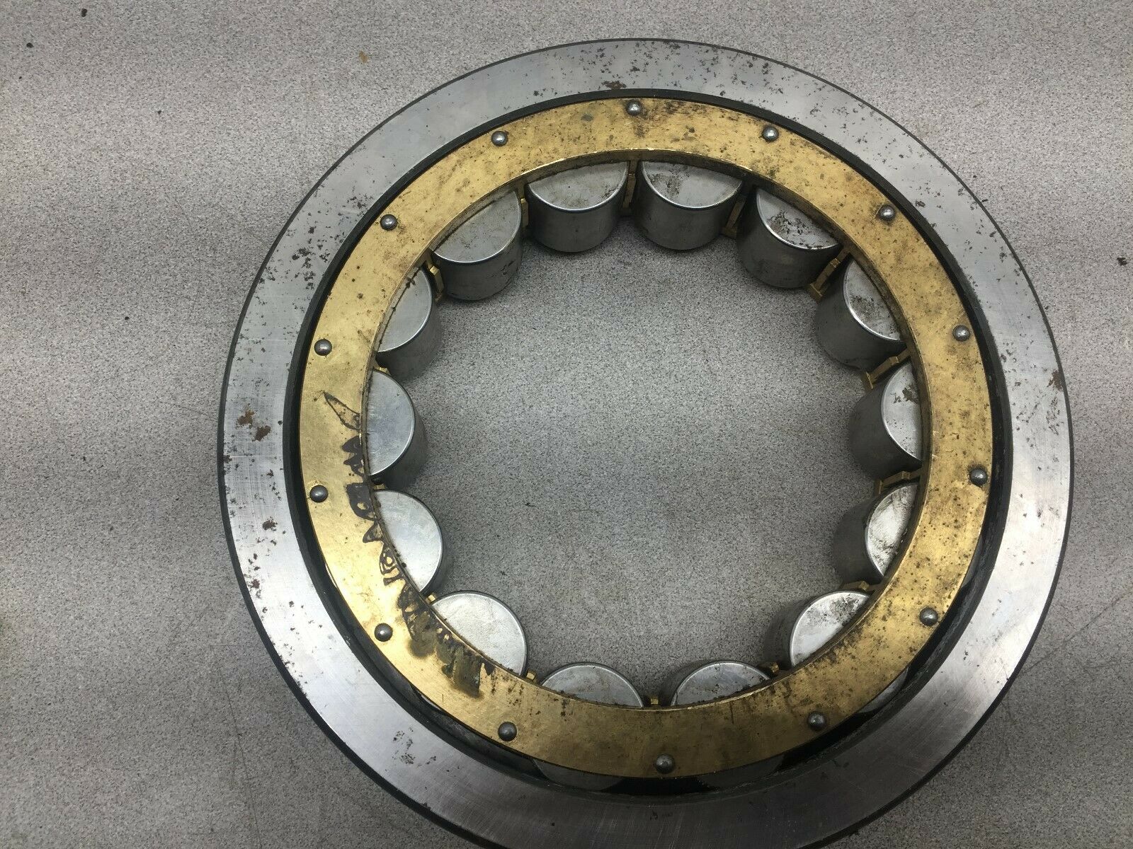 NEW NO BOX SKF BEARING 452/14/W23A