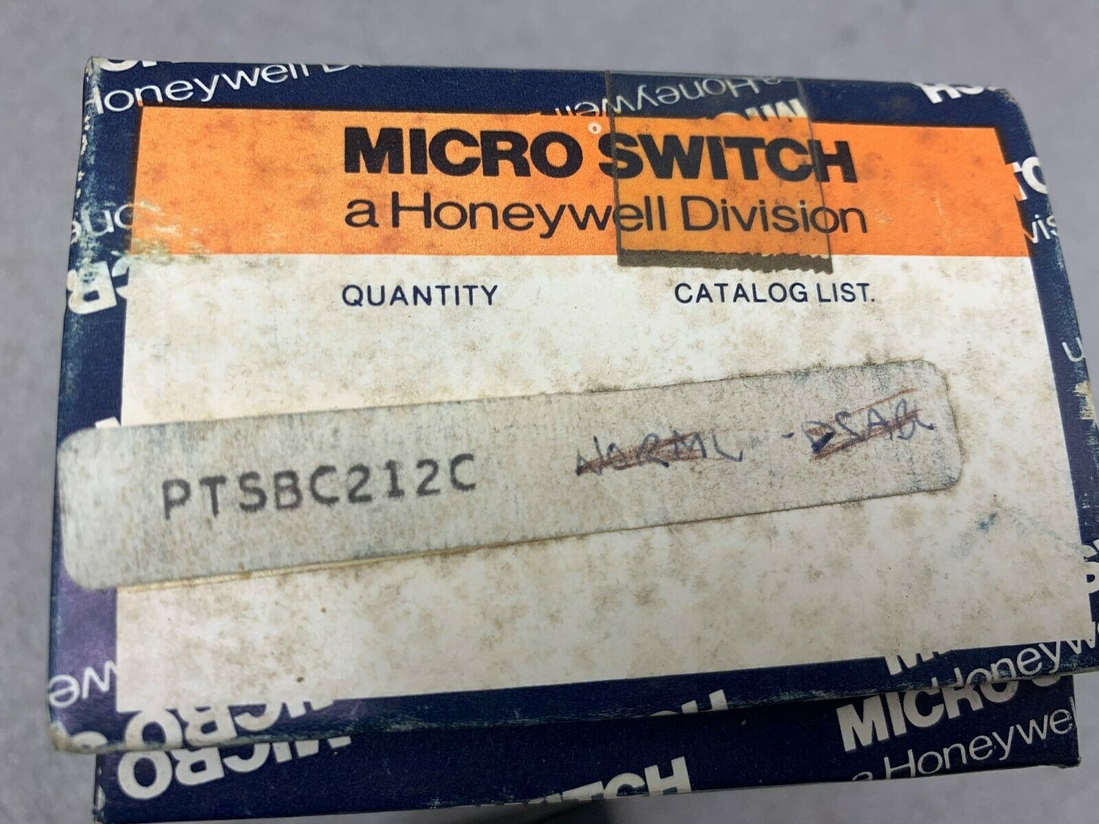 NEW IN BOX MICRO SWITCH PTSBC212C