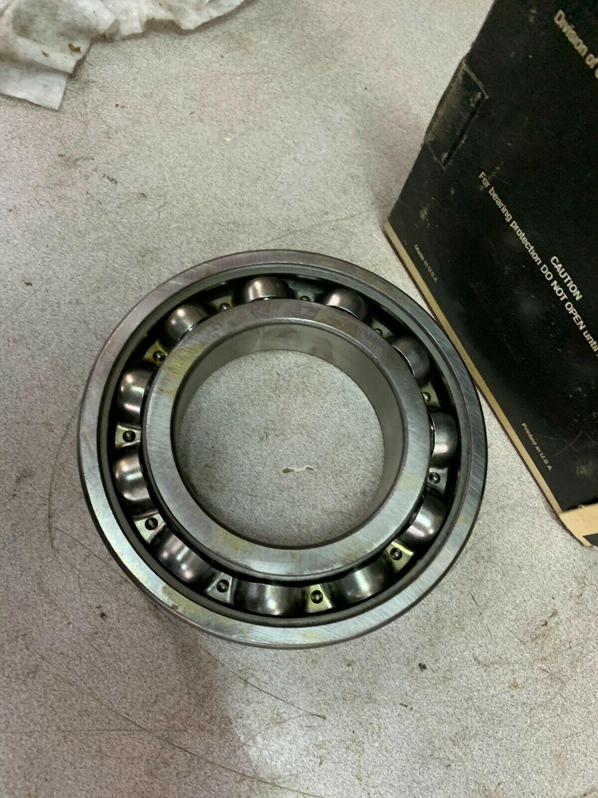 NEW IN BOX NDH DELCO BALL BEARING 3219