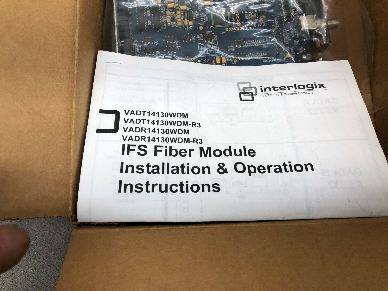 NEW IN BOX INTERLOGIX DIGITAL VIDEO TRANSMITTER VADT14120WDM-R3