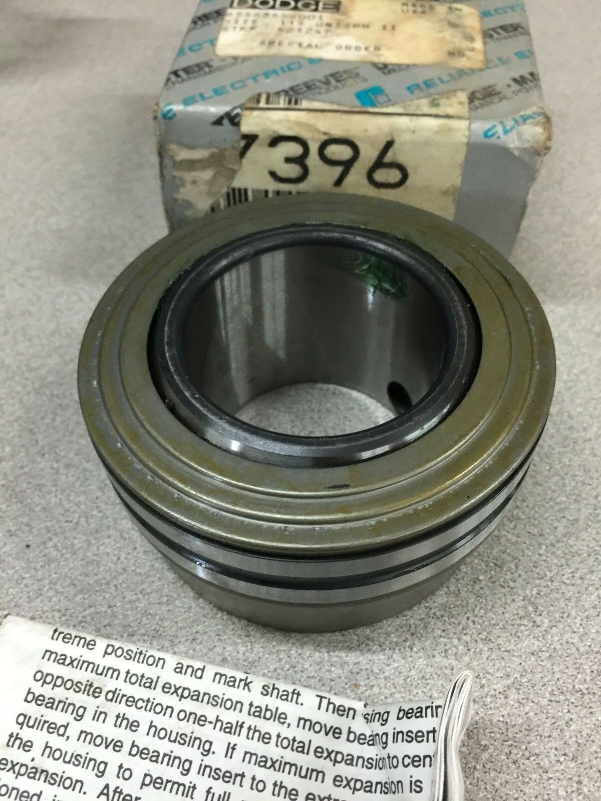 NEW IN BOX DODGE INSUN2115R ROLLER BEARING INSERT INS-UN2-115R 421247