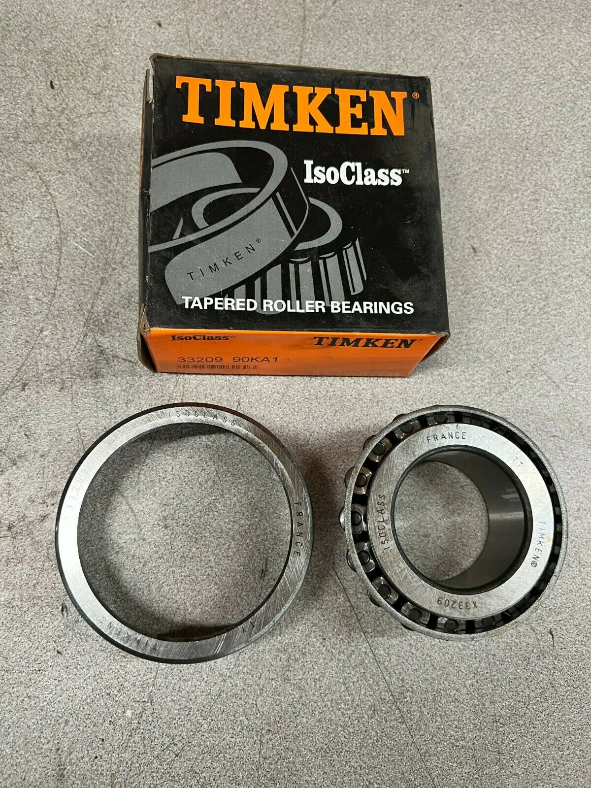 NEW IN BOX TIMKEN ROLLER BEARING WITH RACE 33209 90KA1