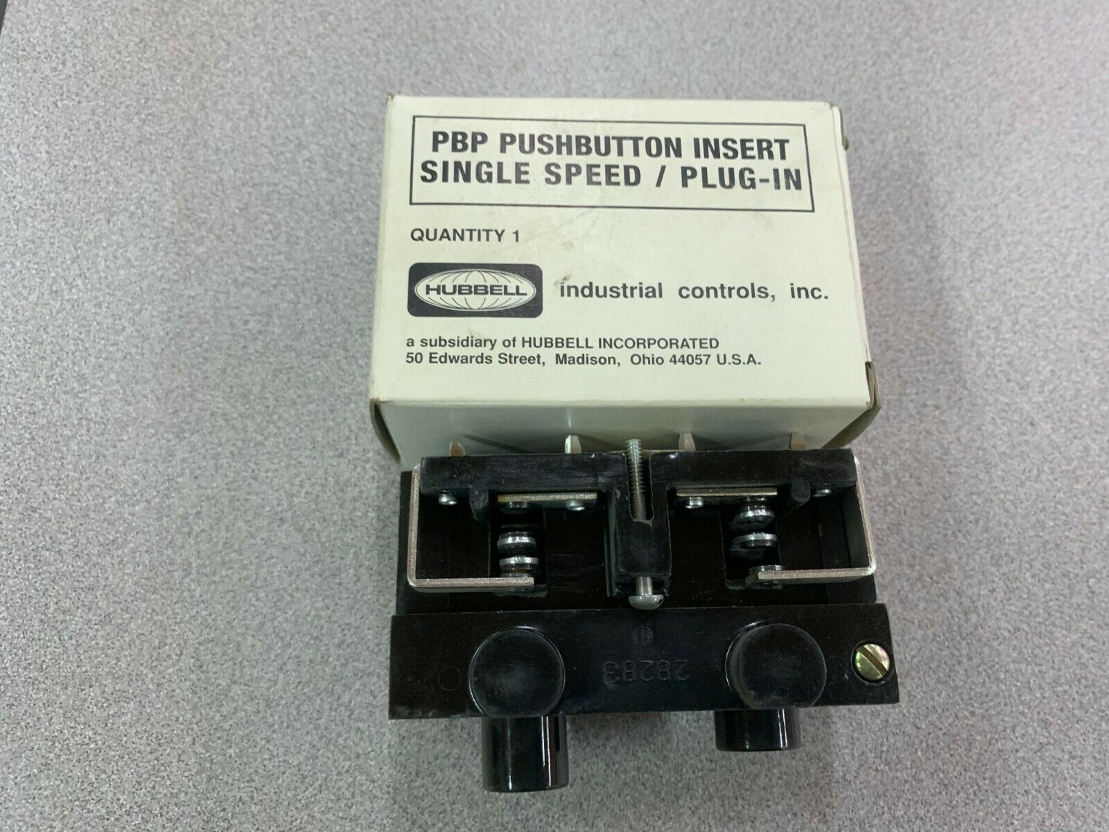 NEW IN BOX HUBBELL PBP PUSHBUTTON INSERT PG3